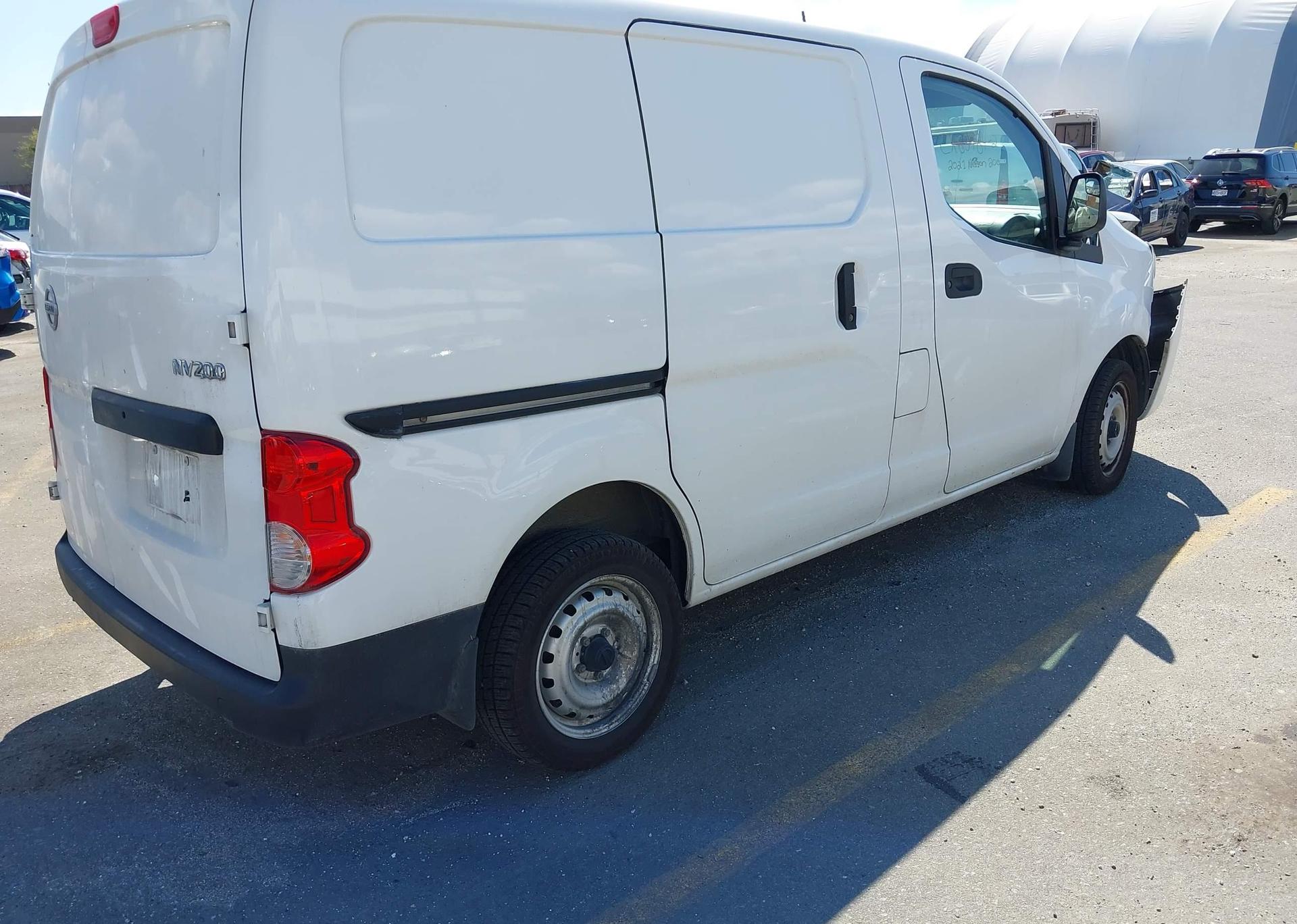 2021 NISSAN NV200 2.5S