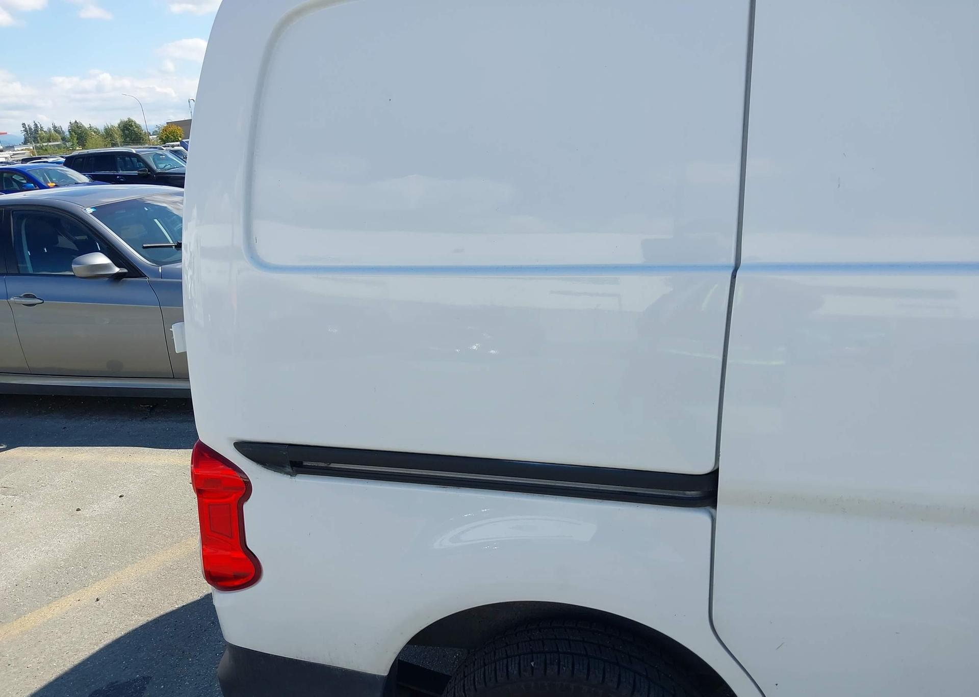 2021 NISSAN NV200 2.5S