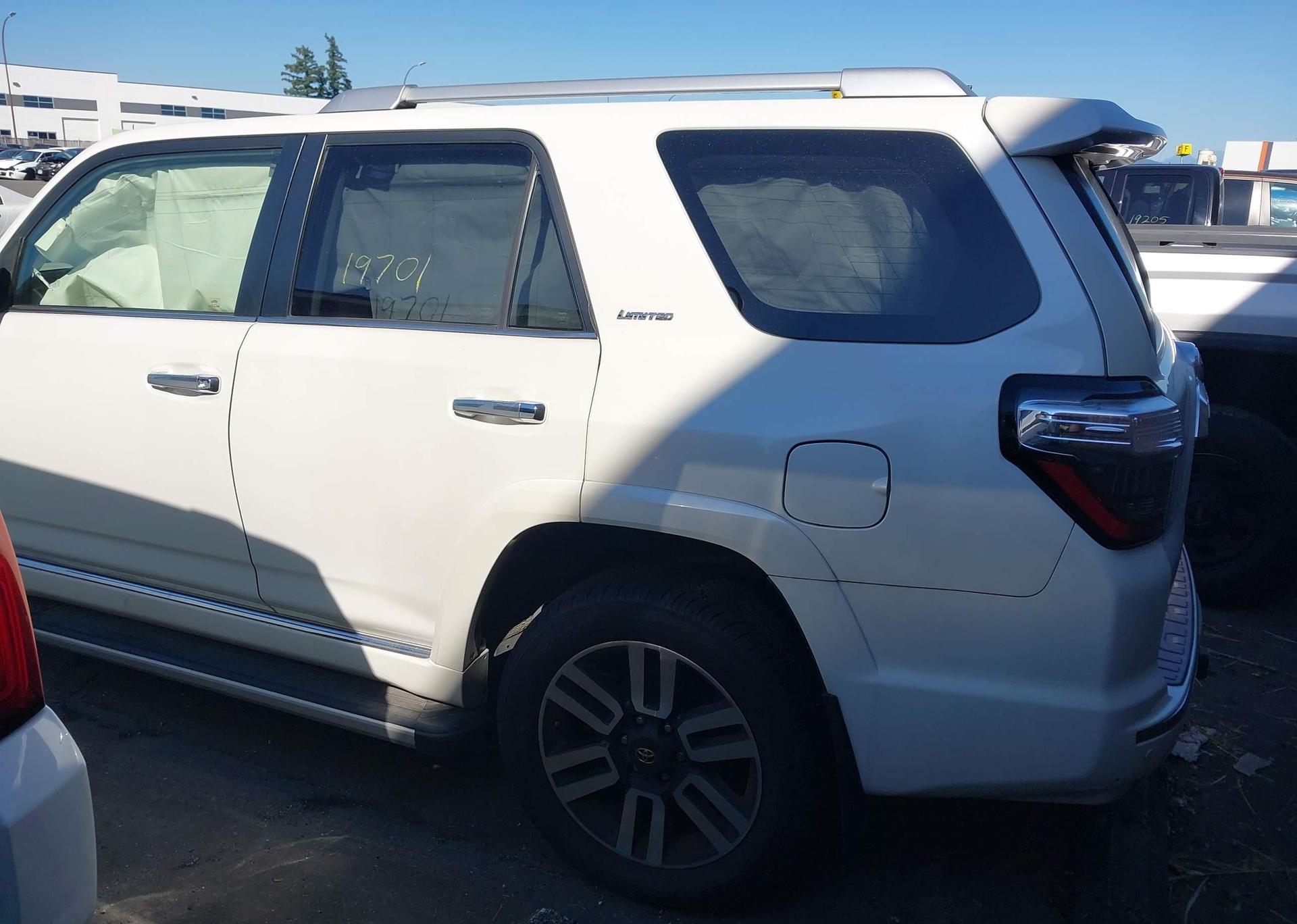 2015 TOYOTA 4RUNNER SR5
