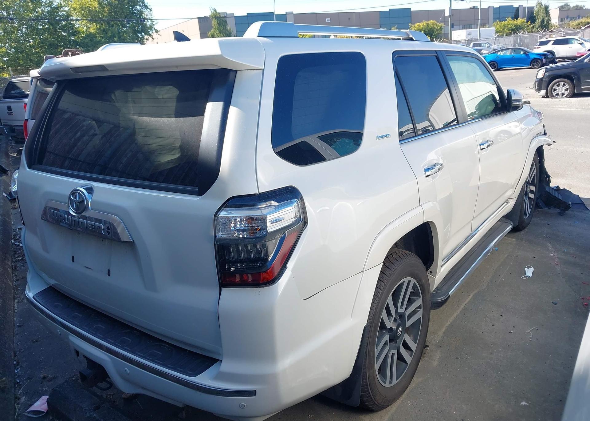 2015 TOYOTA 4RUNNER SR5