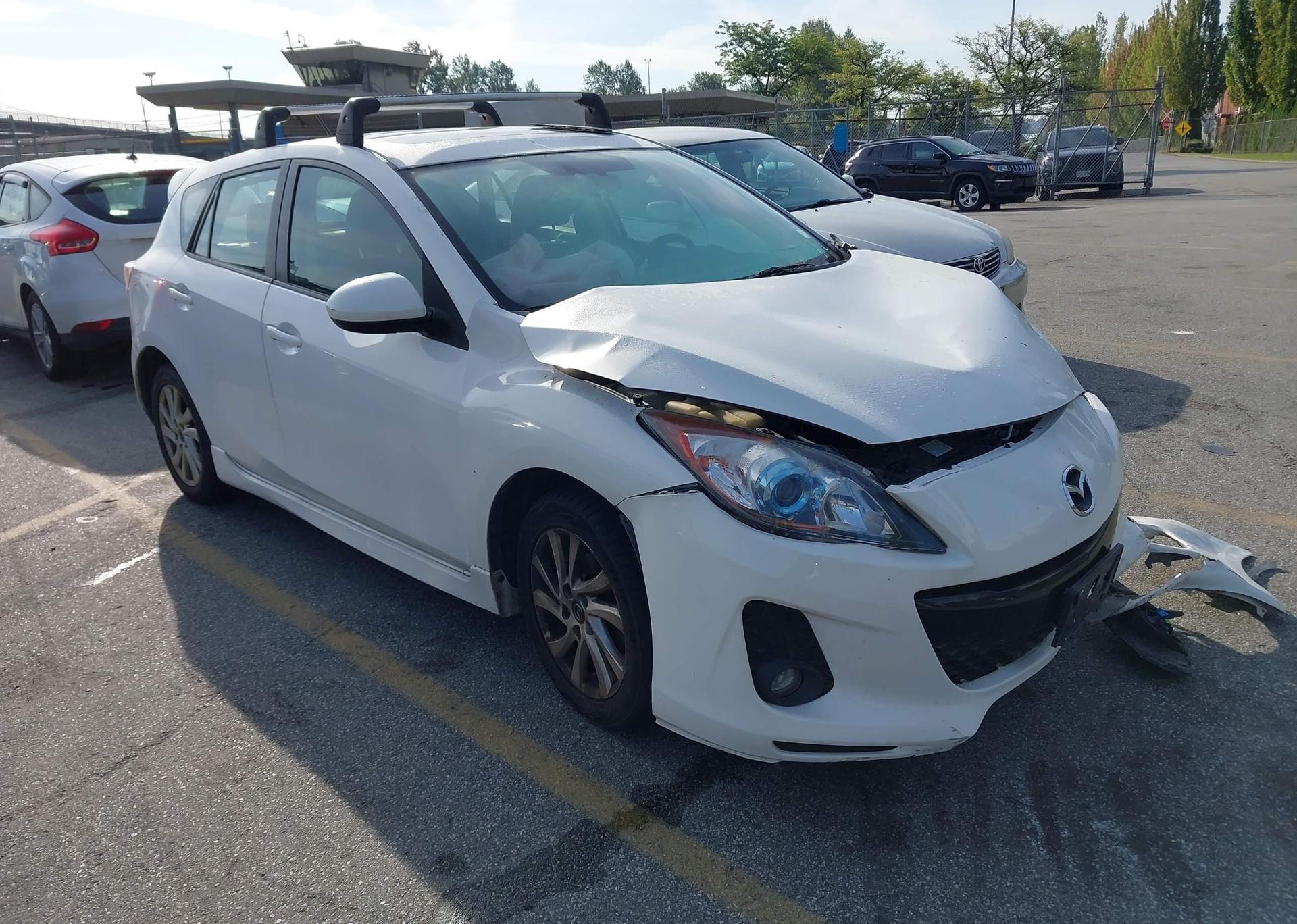 2013 MAZDA 3 I