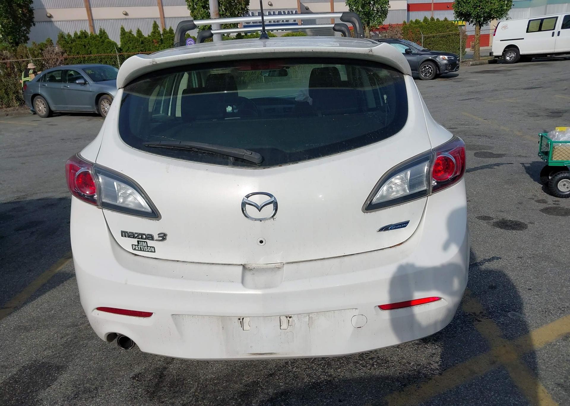 2013 MAZDA 3 I