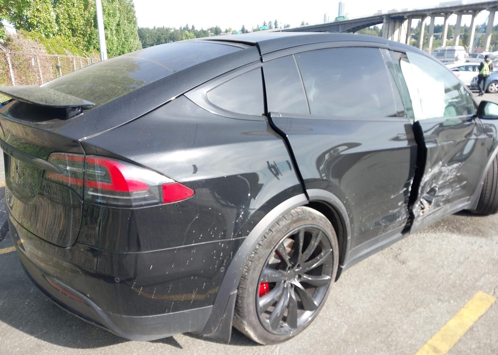 2020 TESLA X