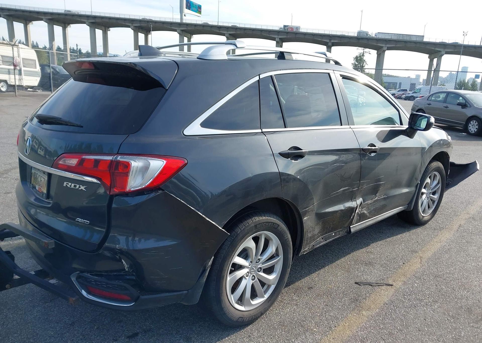 2016 ACURA RDX