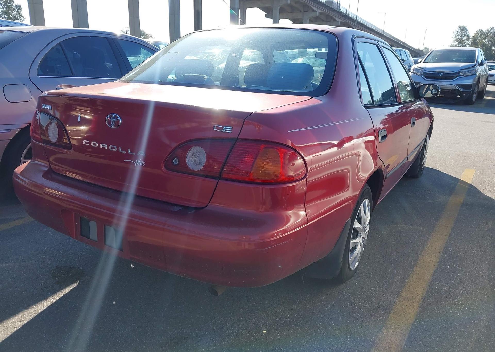 2002 TOYOTA COROLLA CE