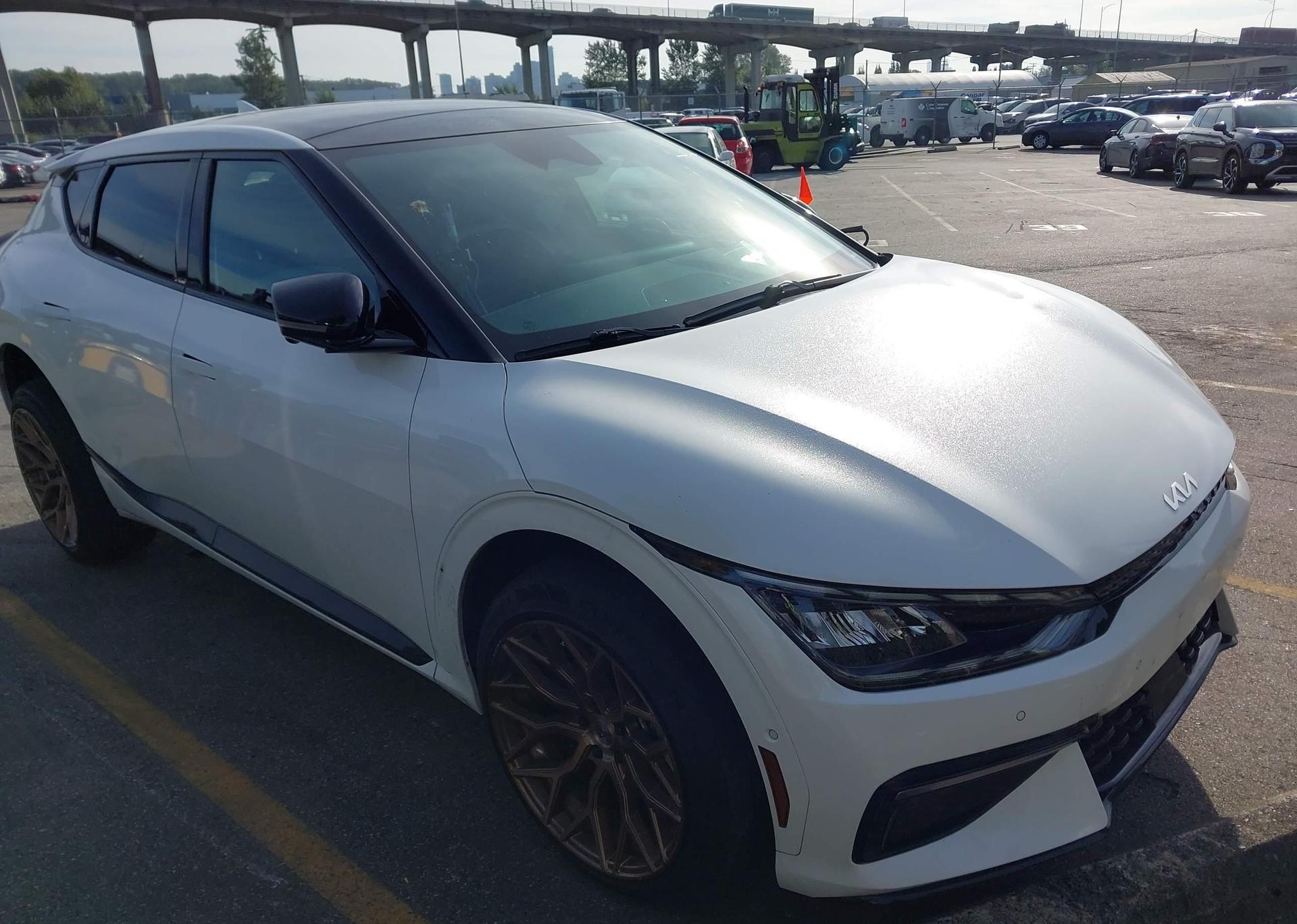 2023 KIA EV6