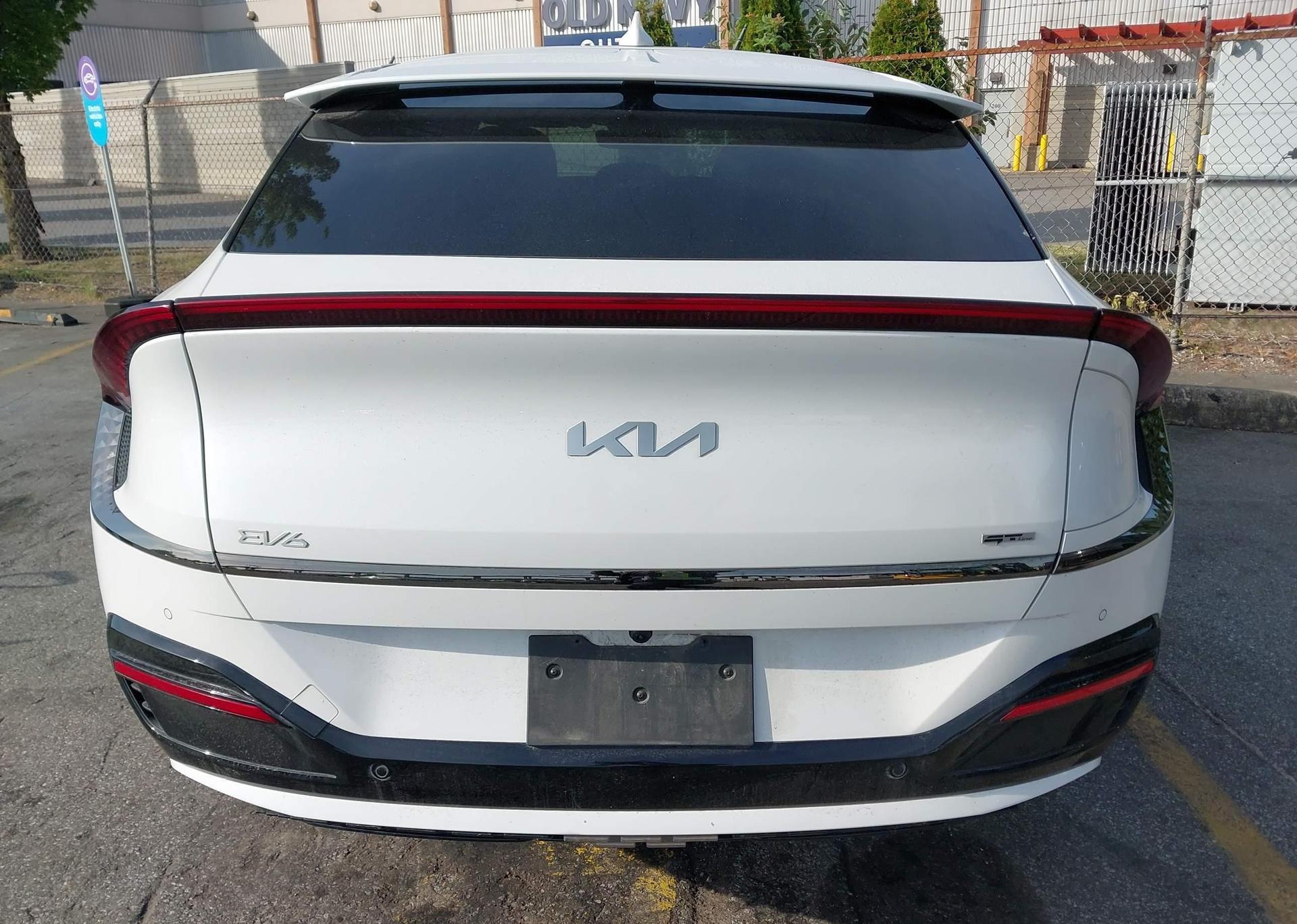 2023 KIA EV6