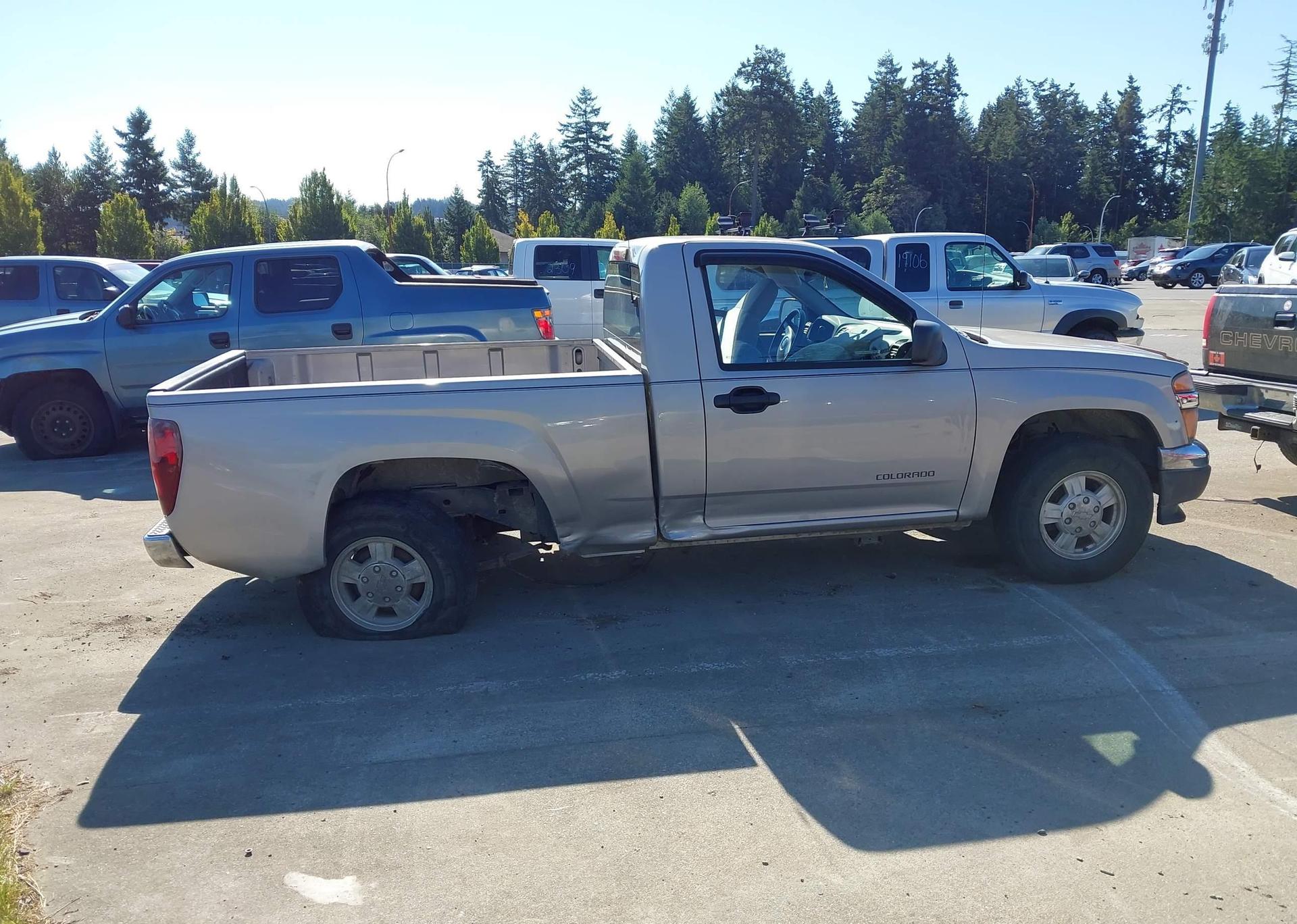 2004 CHEVROLET COLORADO