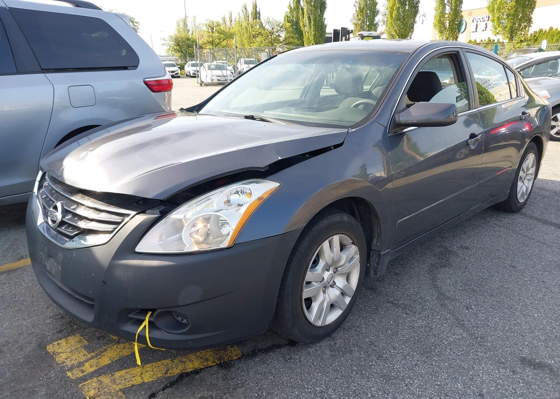 2010 NISSAN Altima S