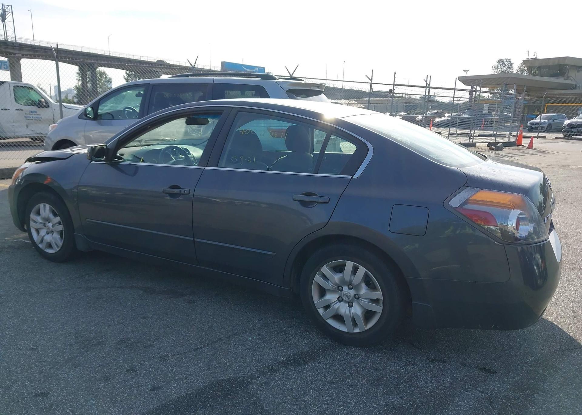 2010 NISSAN Altima S