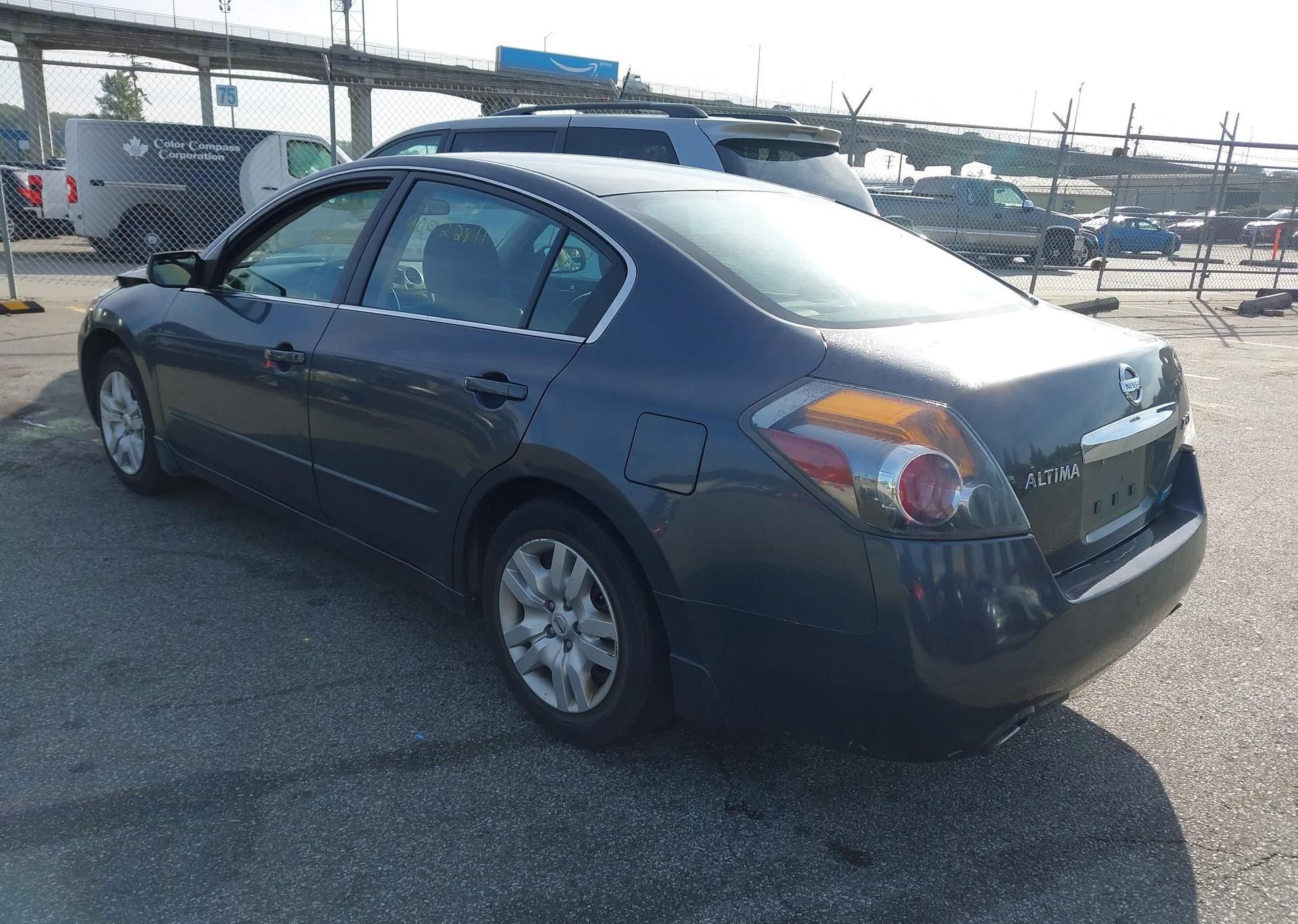 2010 NISSAN Altima S