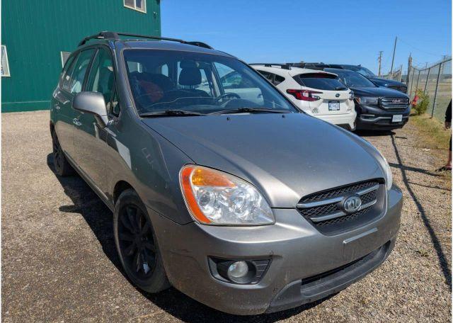 2010 KIA RONDO
