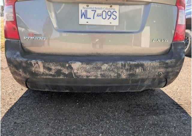 2010 KIA RONDO