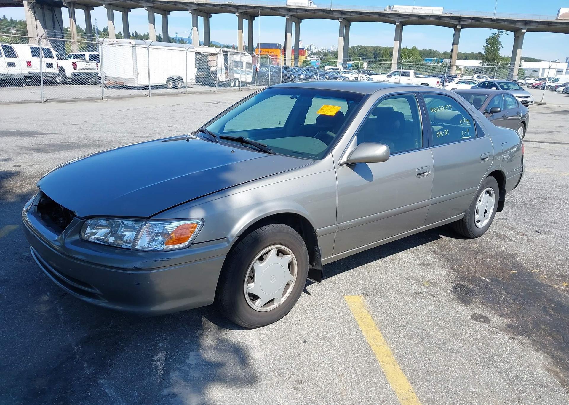 2000 TOYOTA CAMRY