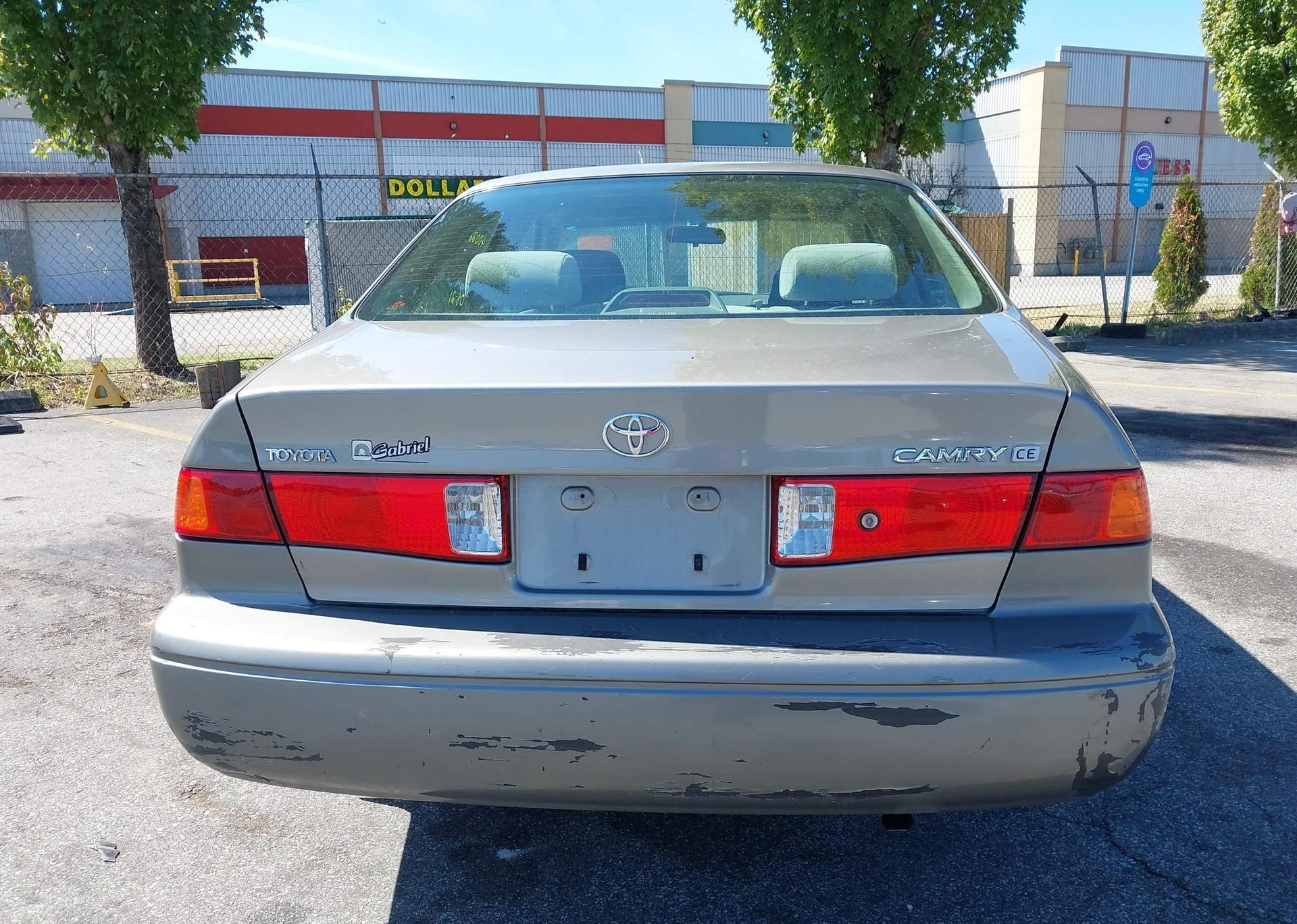 2000 TOYOTA CAMRY