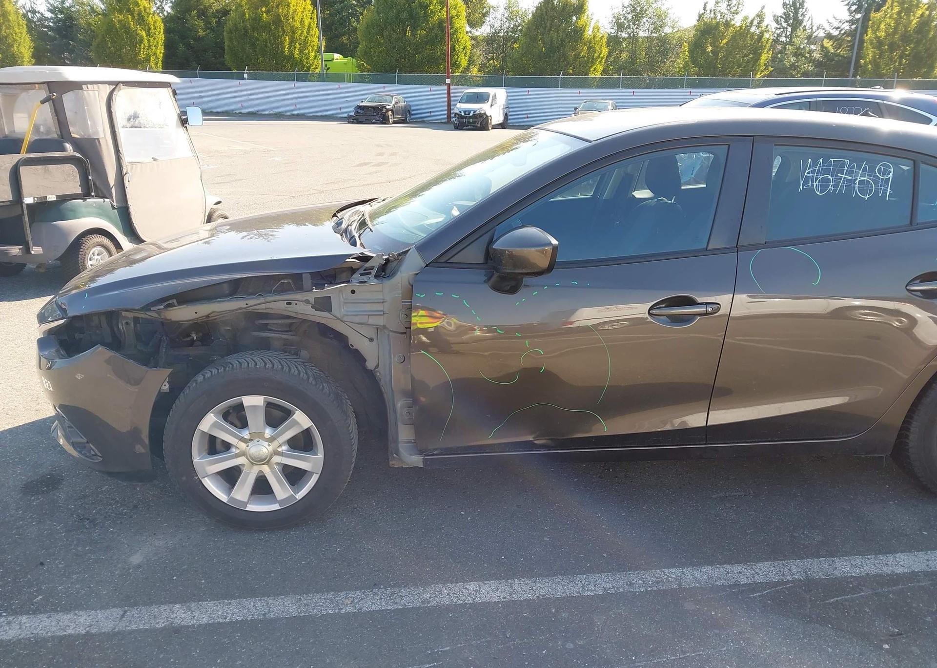 2014 MAZDA MAZDA3 GX-SKY