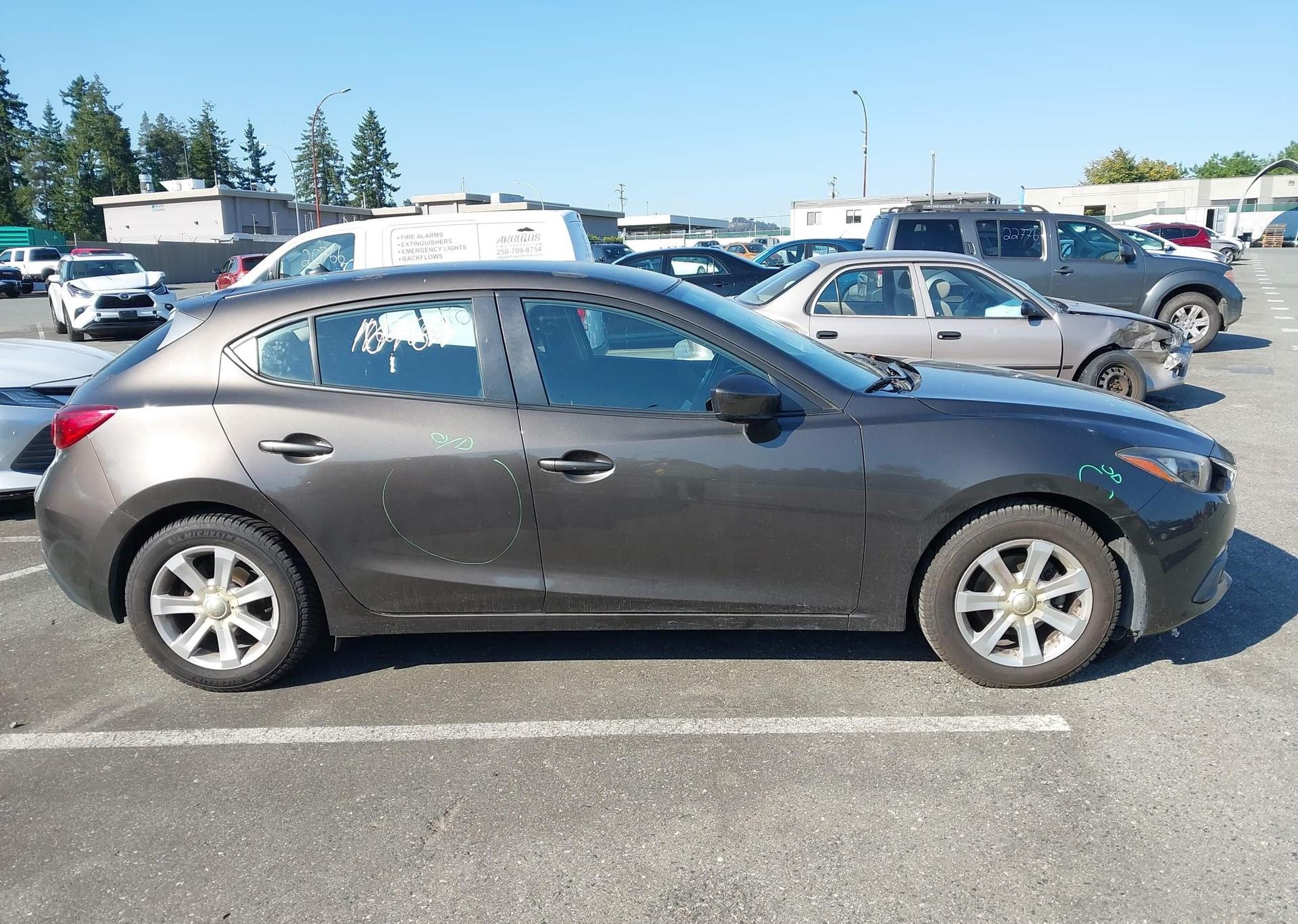 2014 MAZDA MAZDA3 GX-SKY