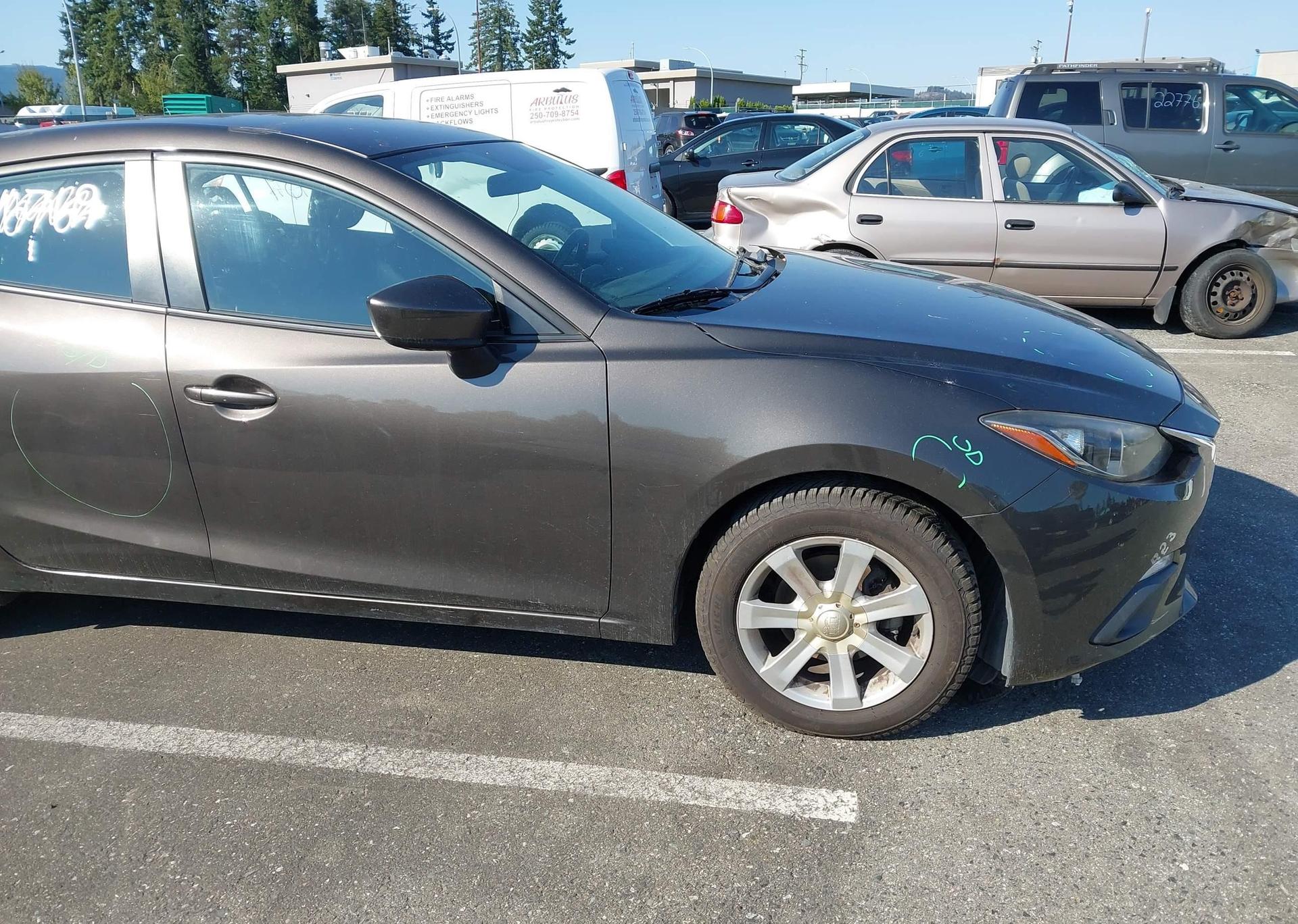 2014 MAZDA MAZDA3 GX-SKY