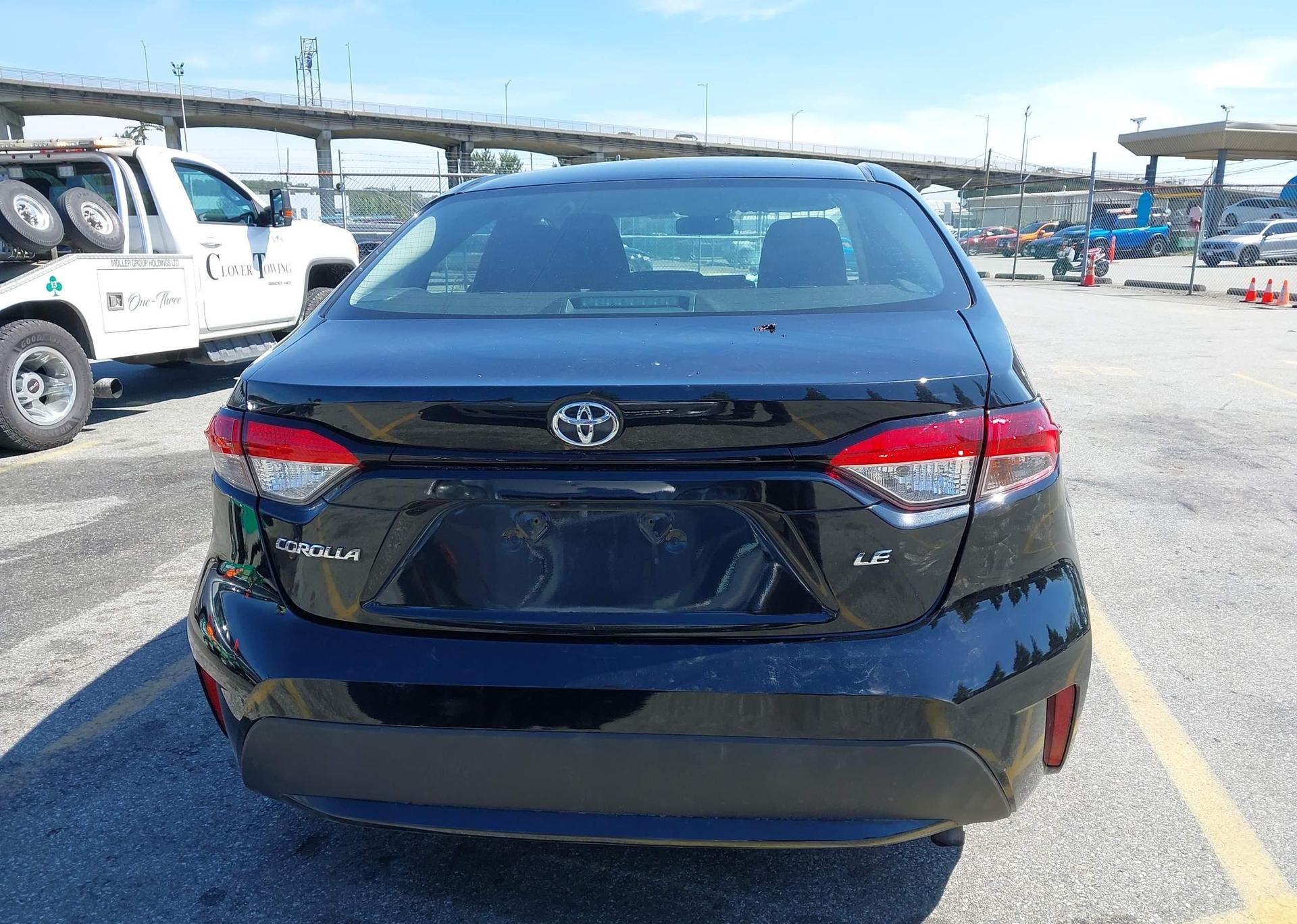 2022 TOYOTA COROLLA LE