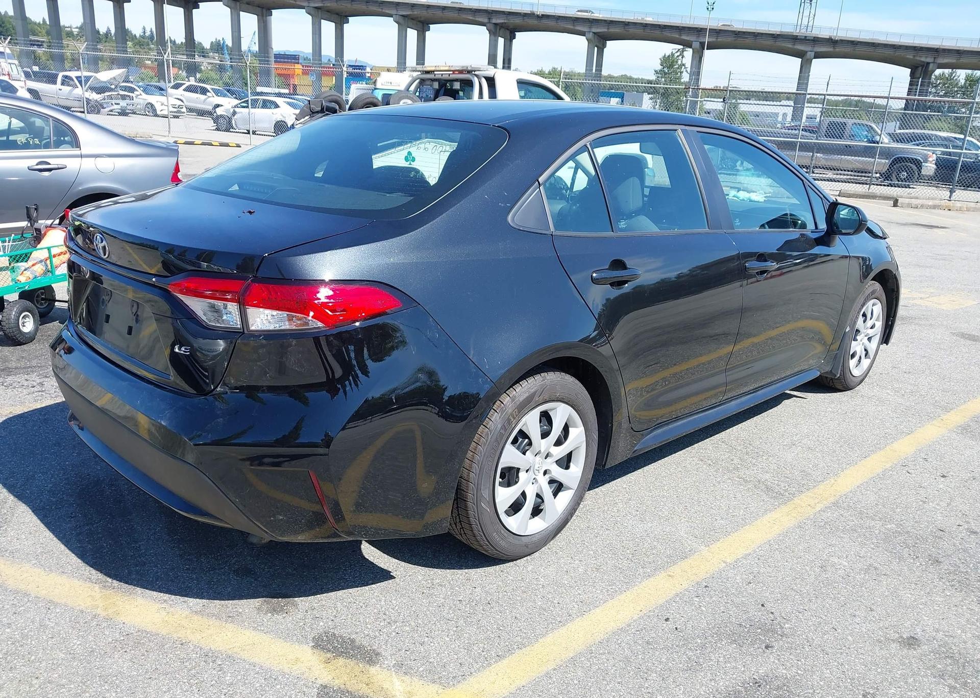 2022 TOYOTA COROLLA LE