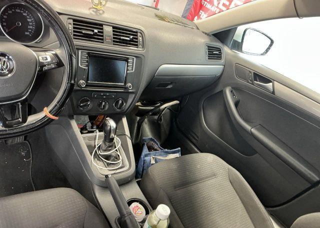 2016 VOLKSWAGEN JETTA