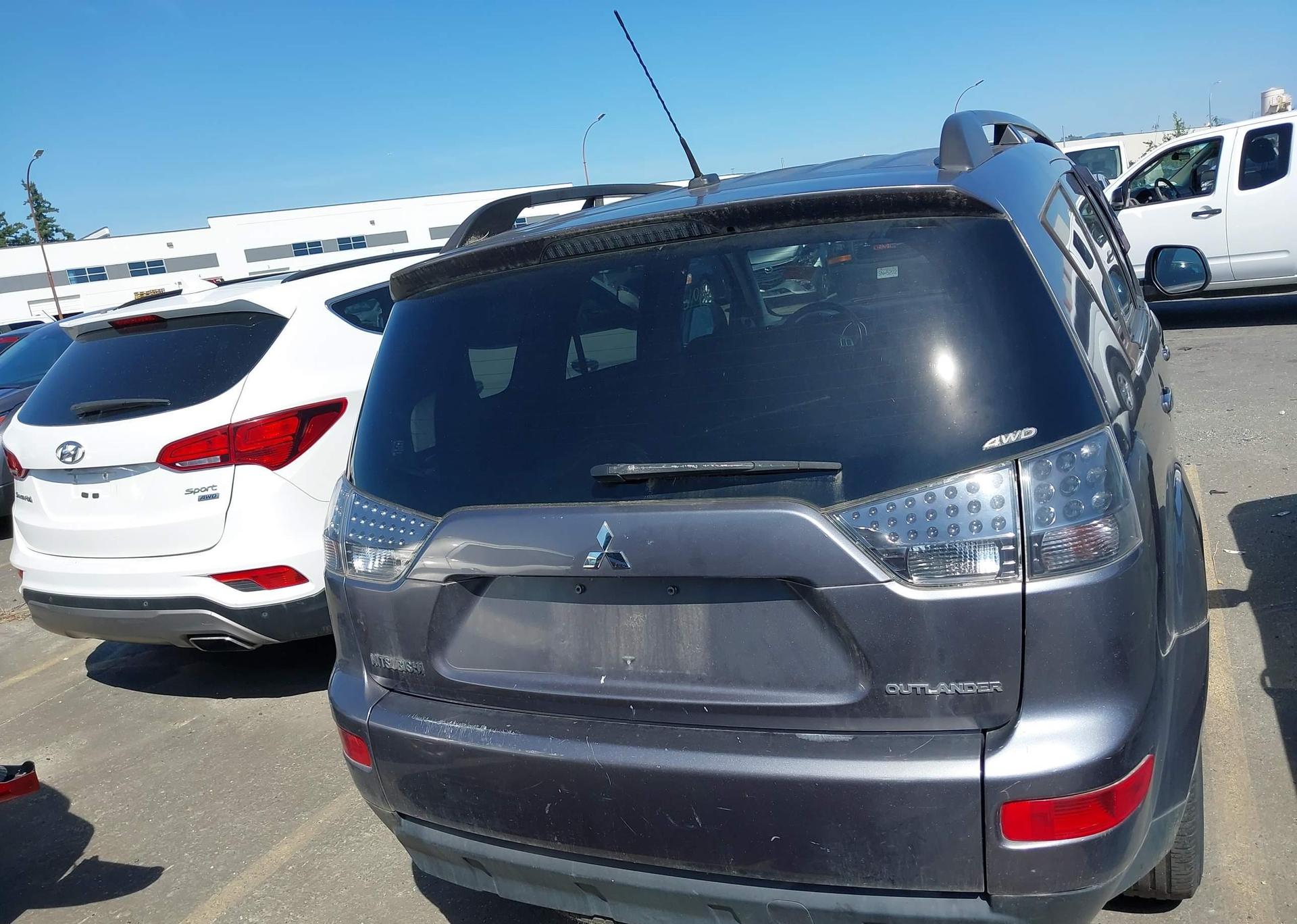 2008 MITSUBISHI OUTLANDER ES