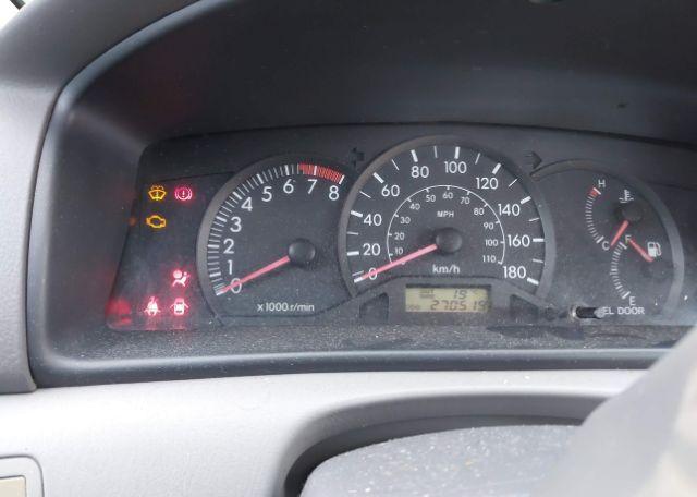2004 TOYOTA COROLLA CE