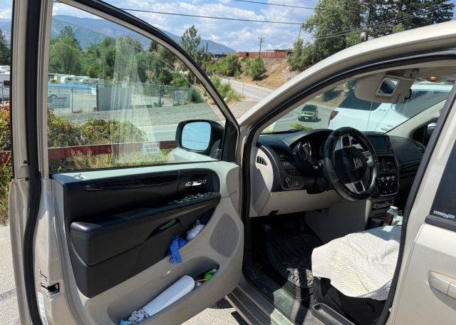 2013 DODGE GRAND CARAVAN SE