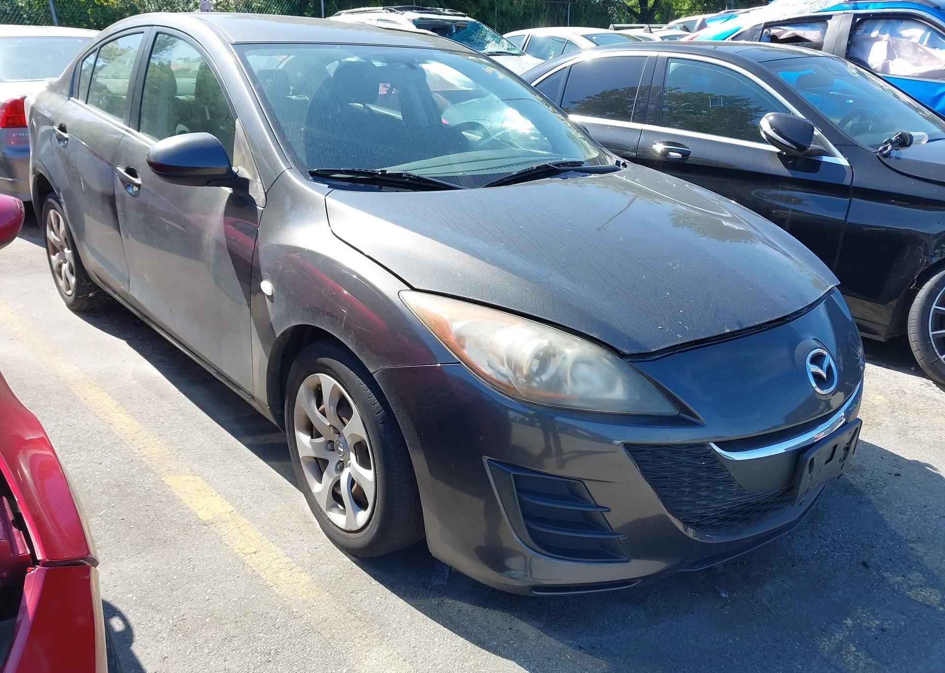 2010 MAZDA 3 I