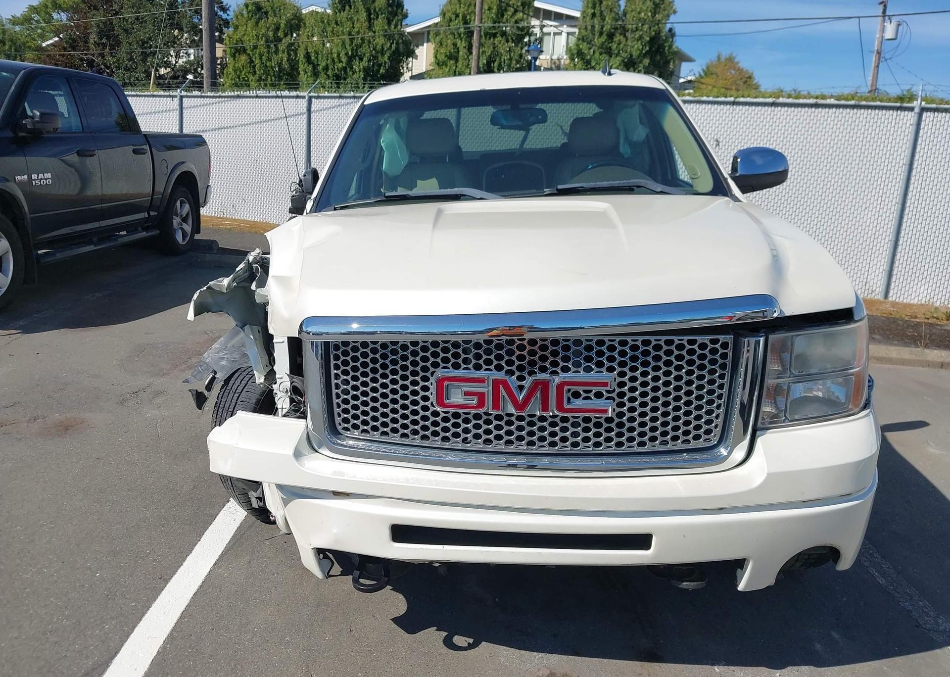 2013 GMC SIERRA K1500 DENALI