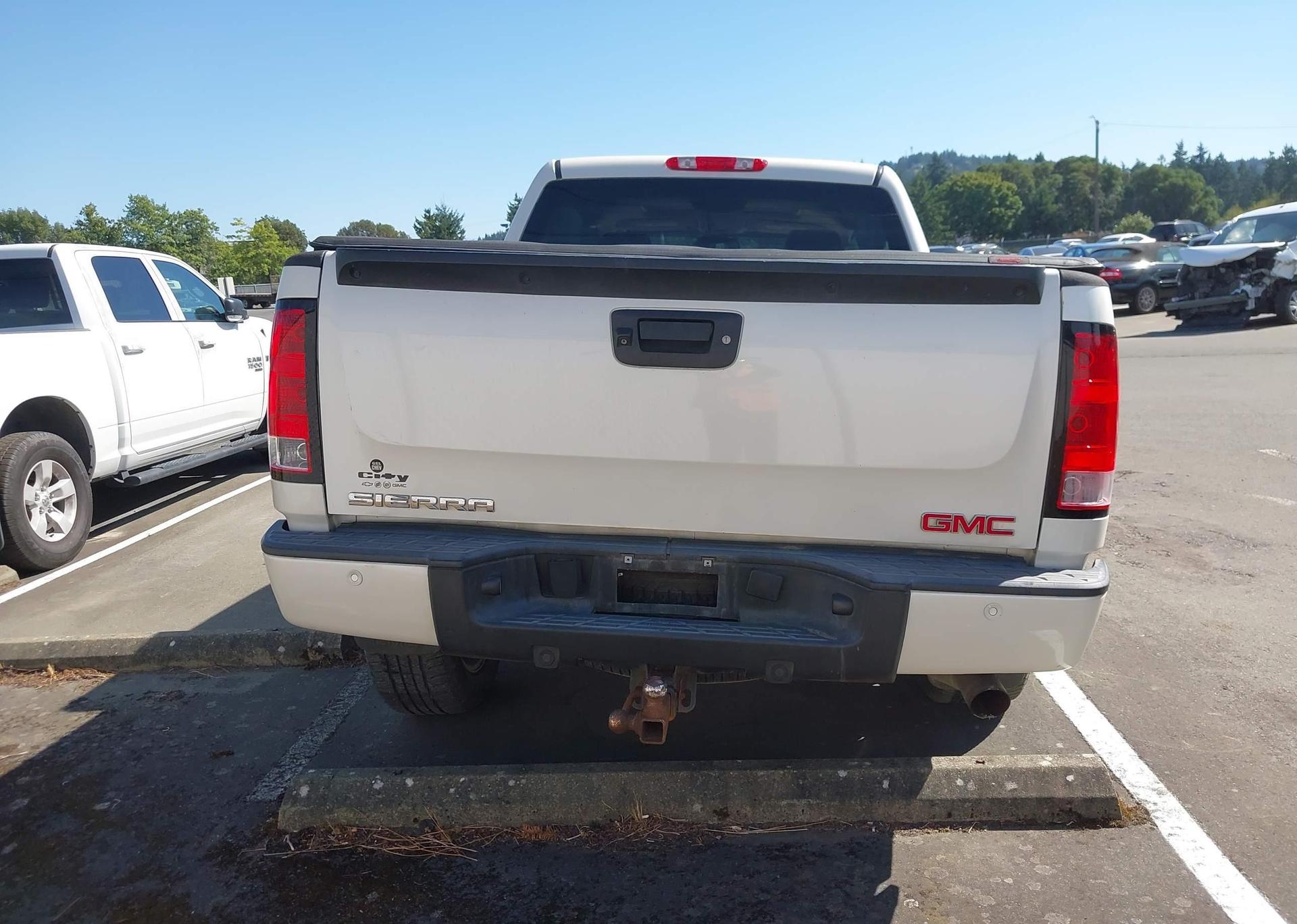 2013 GMC SIERRA K1500 DENALI