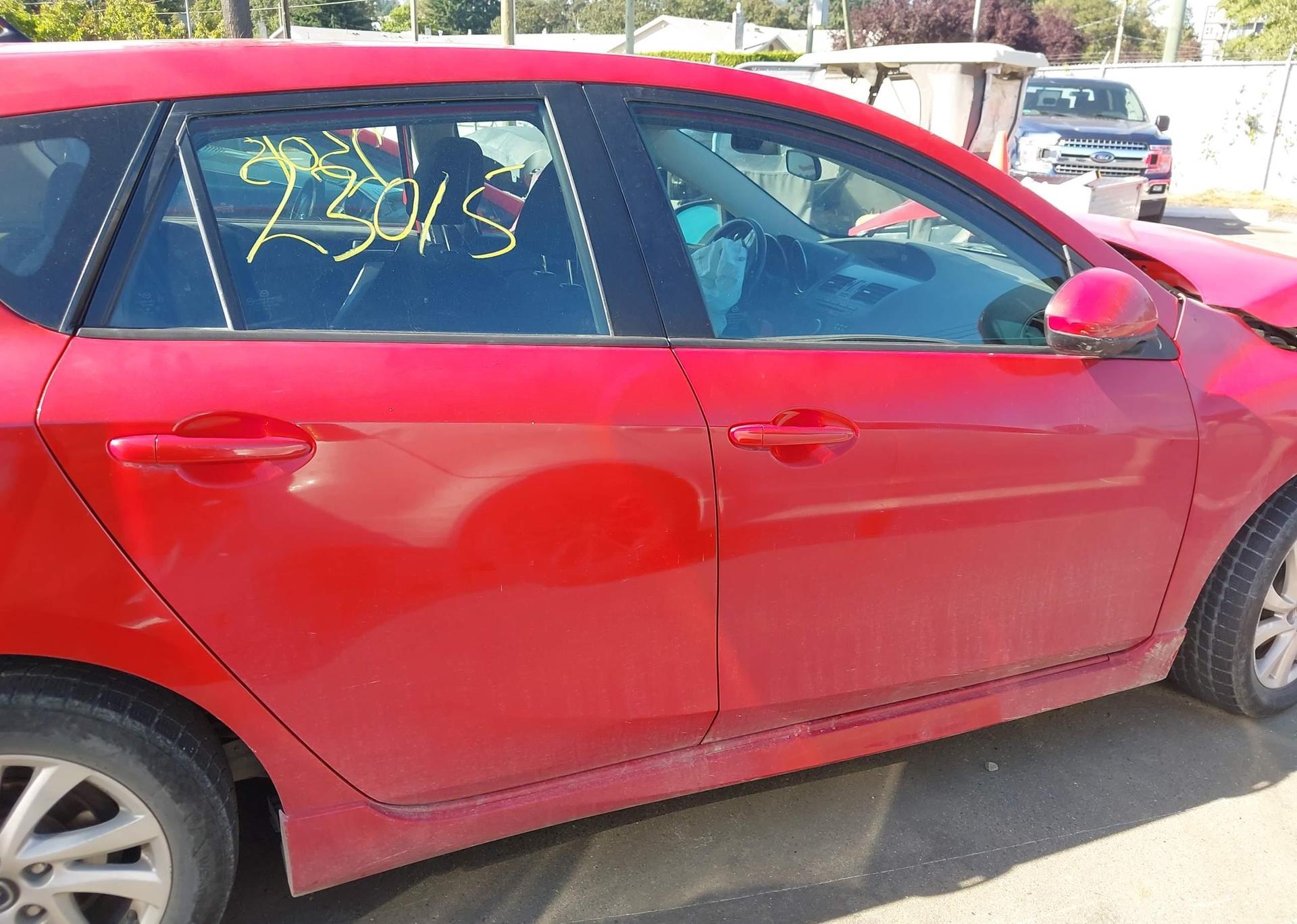 2013 MAZDA 3 I