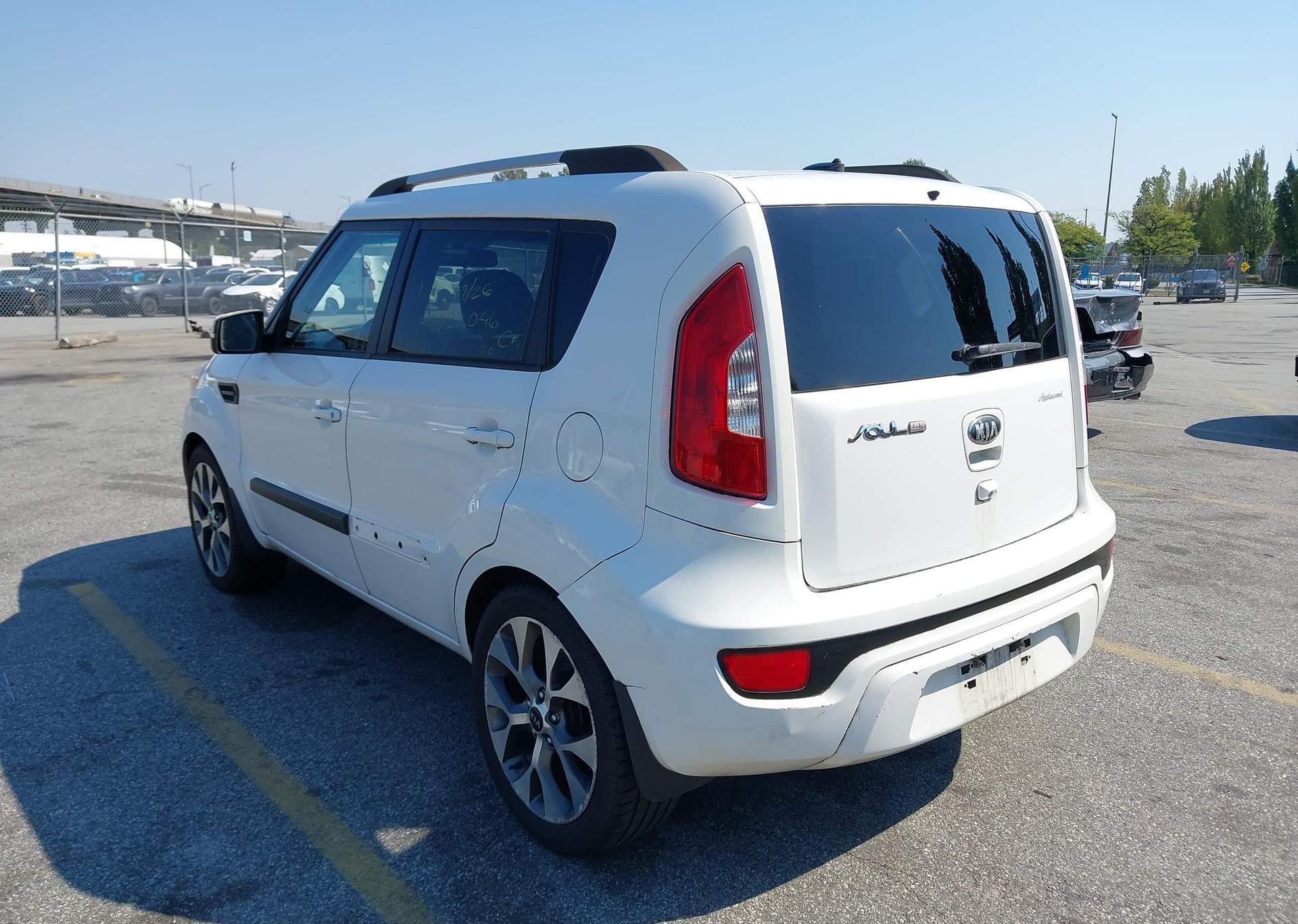 2013 KIA SOUL