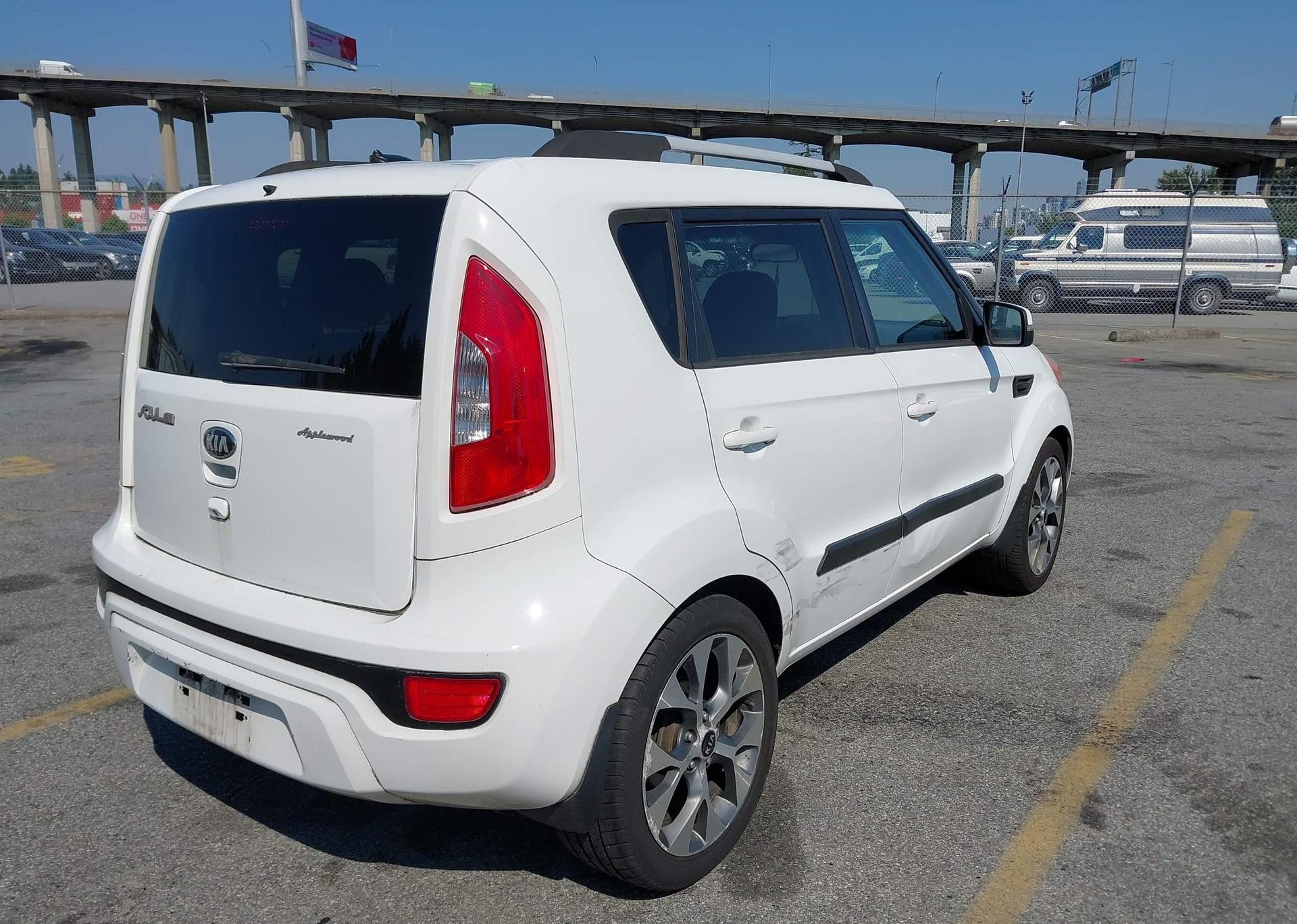 2013 KIA SOUL