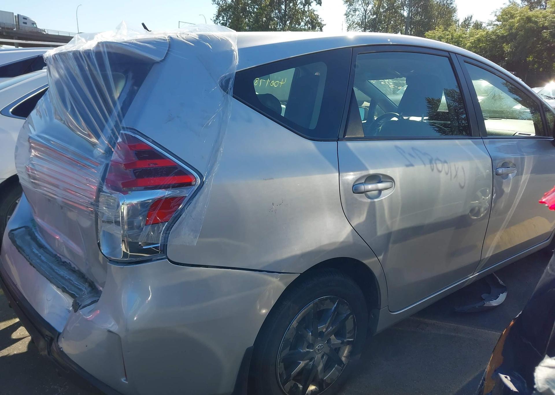 2018 TOYOTA PRIUS V