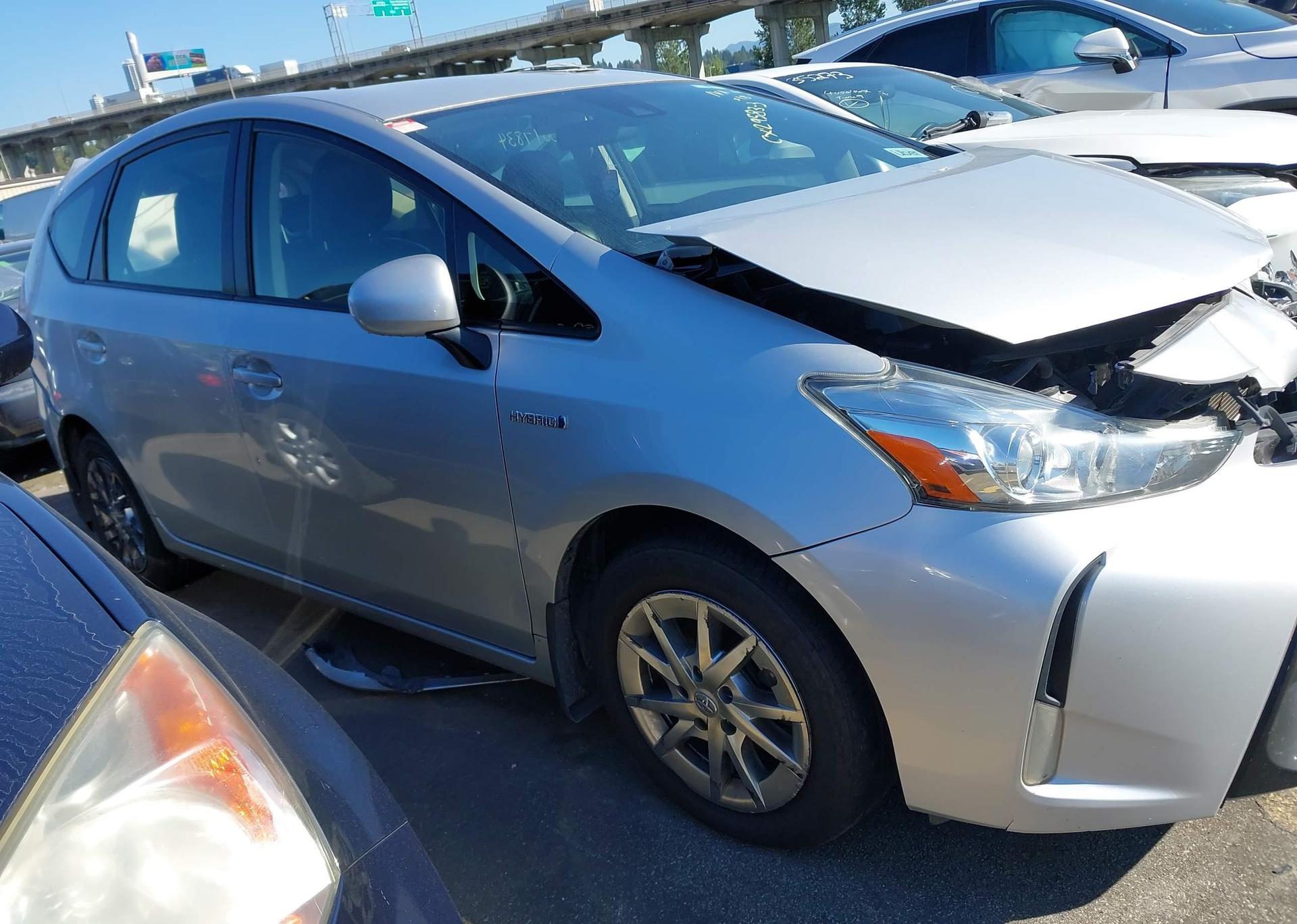 2018 TOYOTA PRIUS V