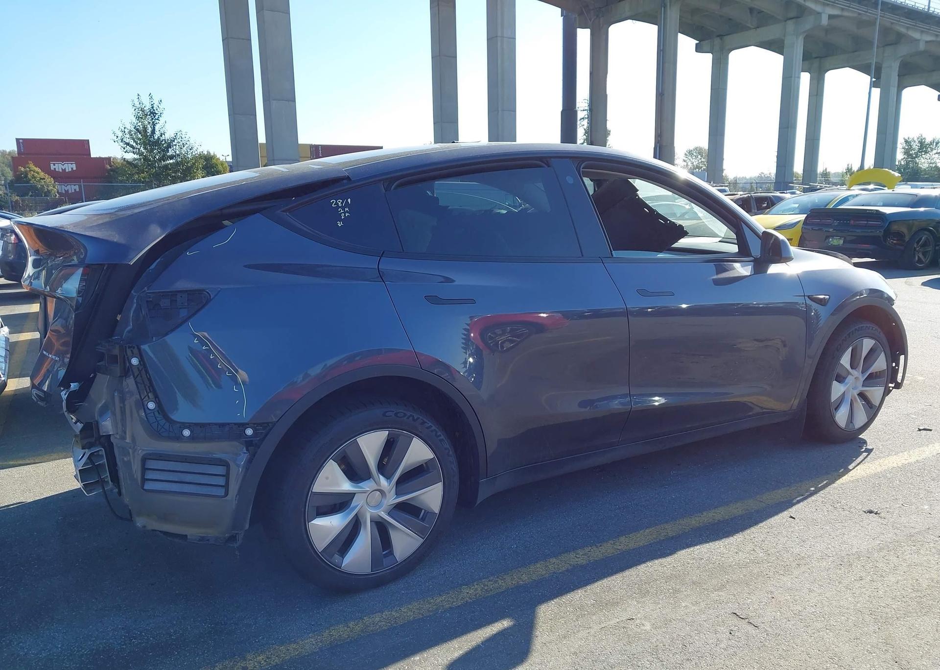 2023 TESLA MODEL Y