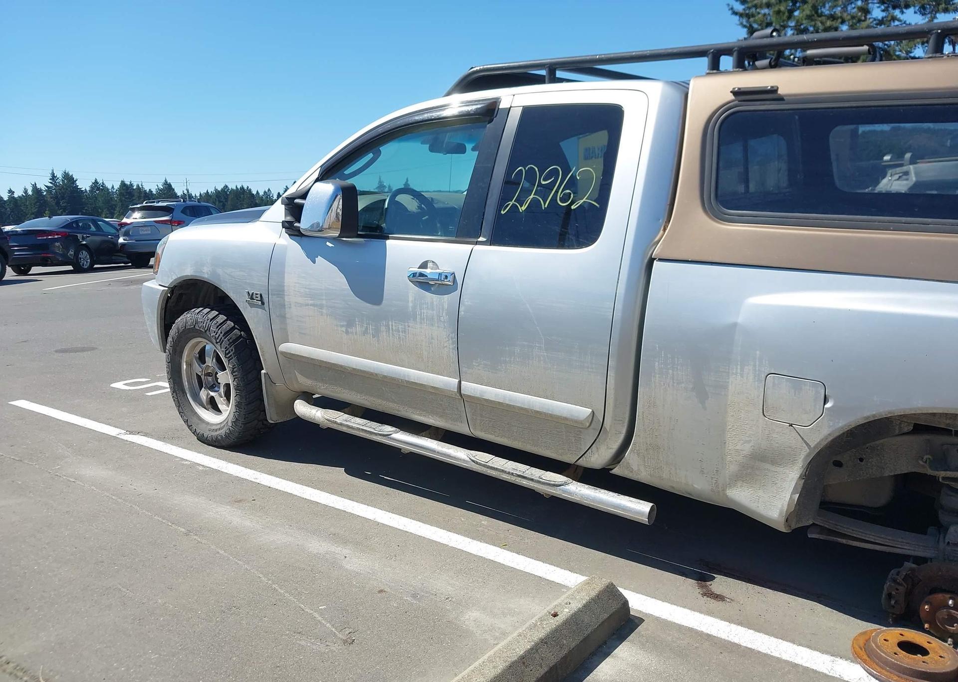 2004 NISSAN TITAN XE