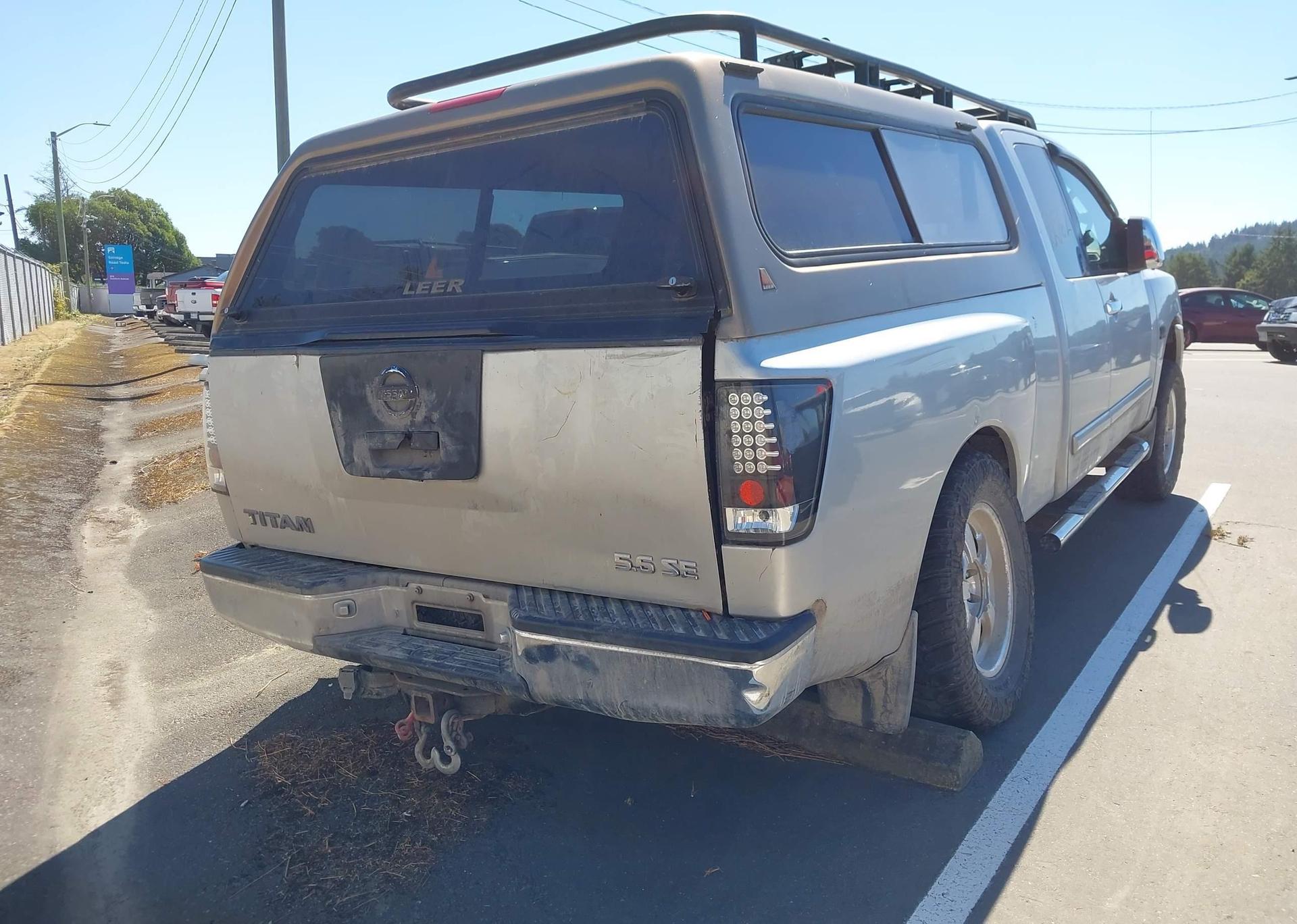 2004 NISSAN TITAN XE