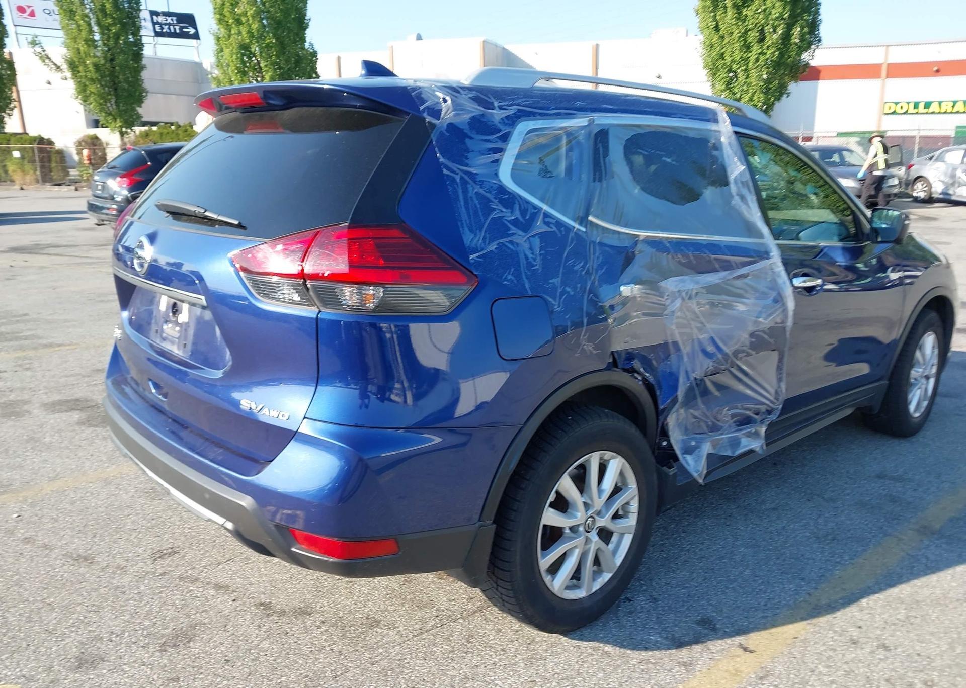 2017 NISSAN ROGUE