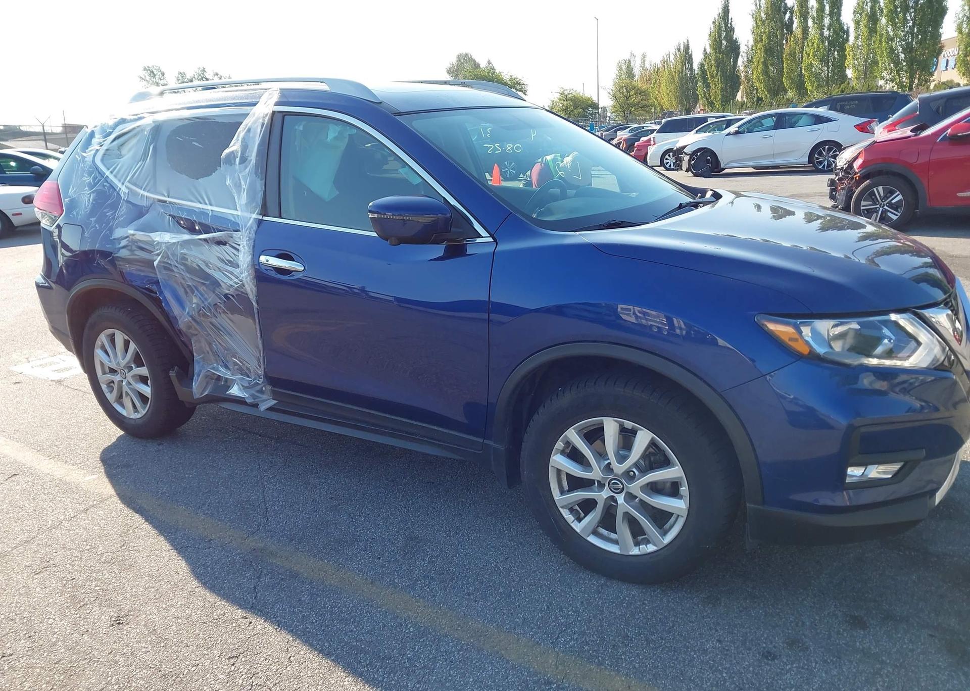 2017 NISSAN ROGUE