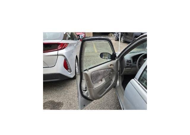 2002 TOYOTA COROLLA CE