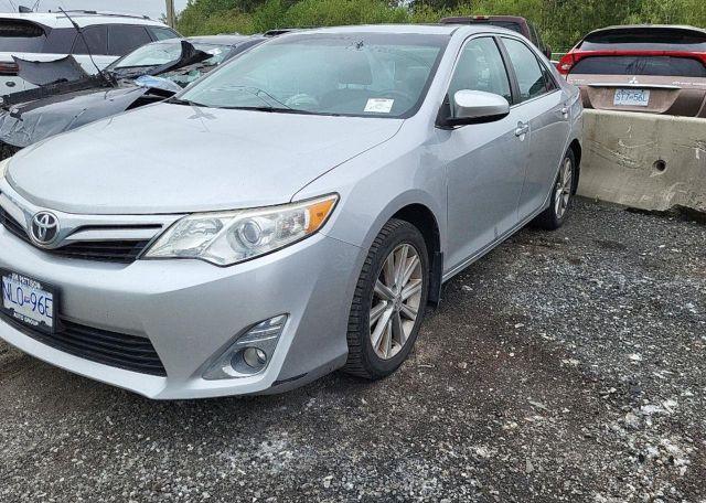 2014 TOYOTA CAMRY