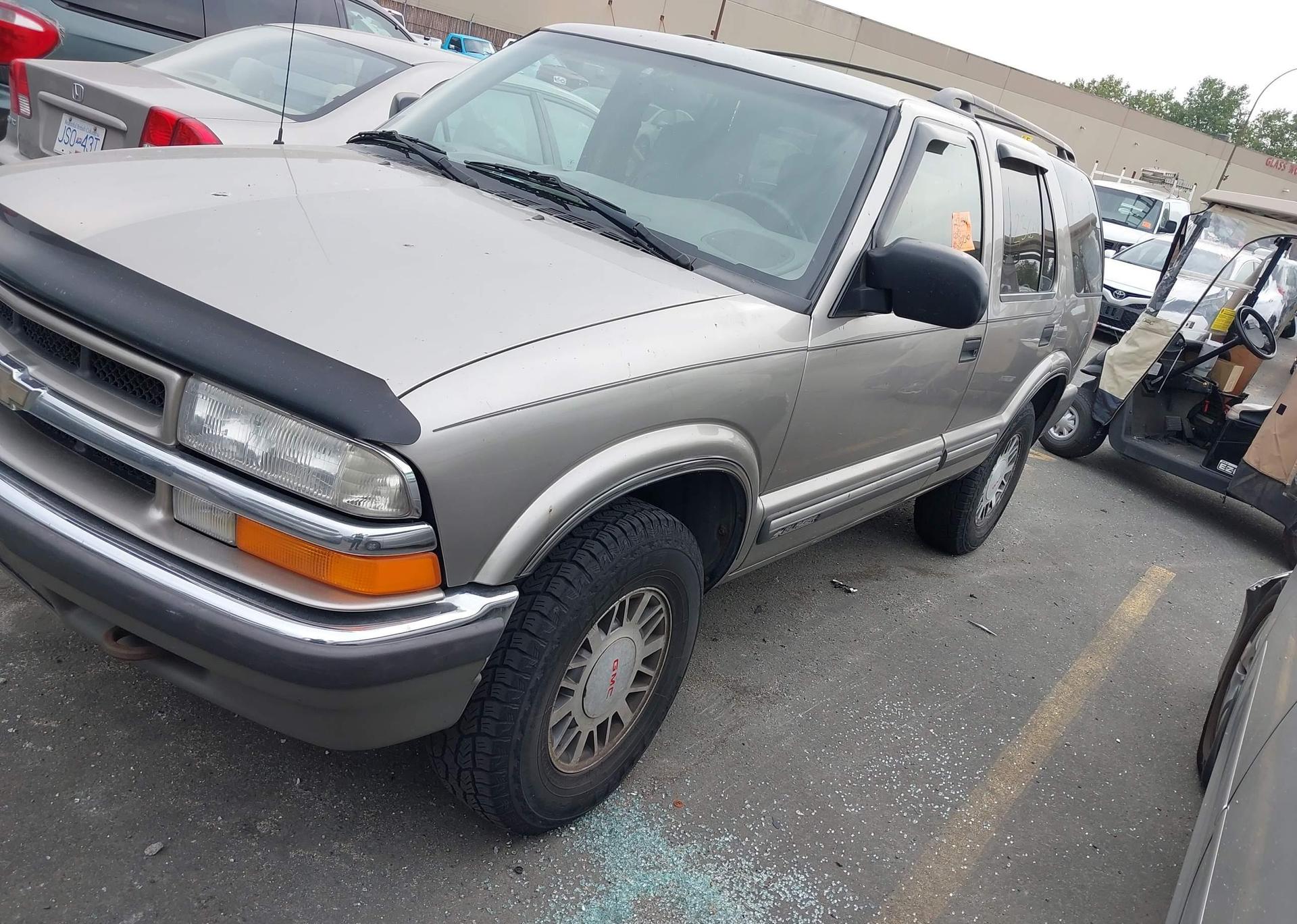 2000 CHEVROLET BLAZER