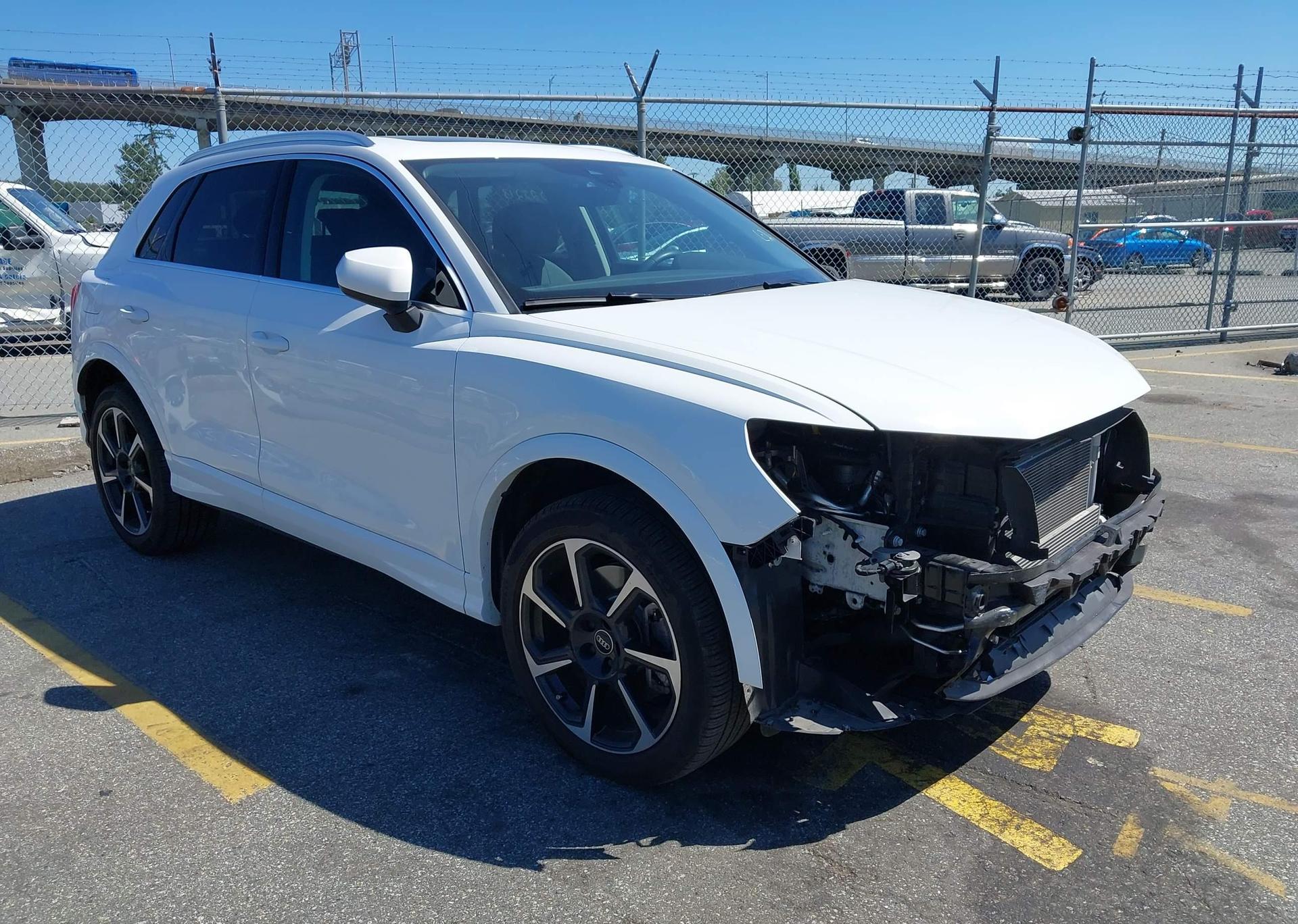 2022 AUDI Q3