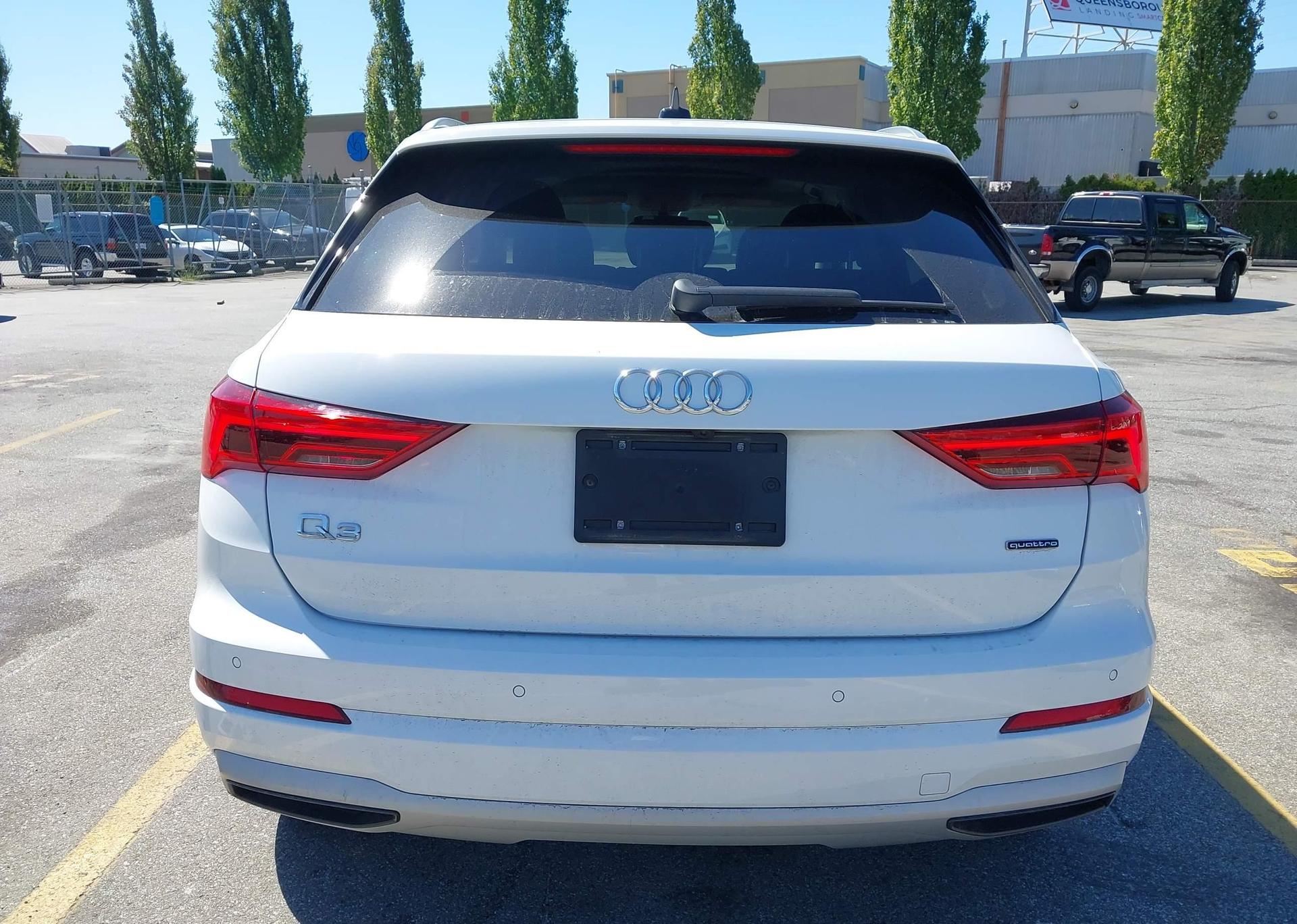 2022 AUDI Q3