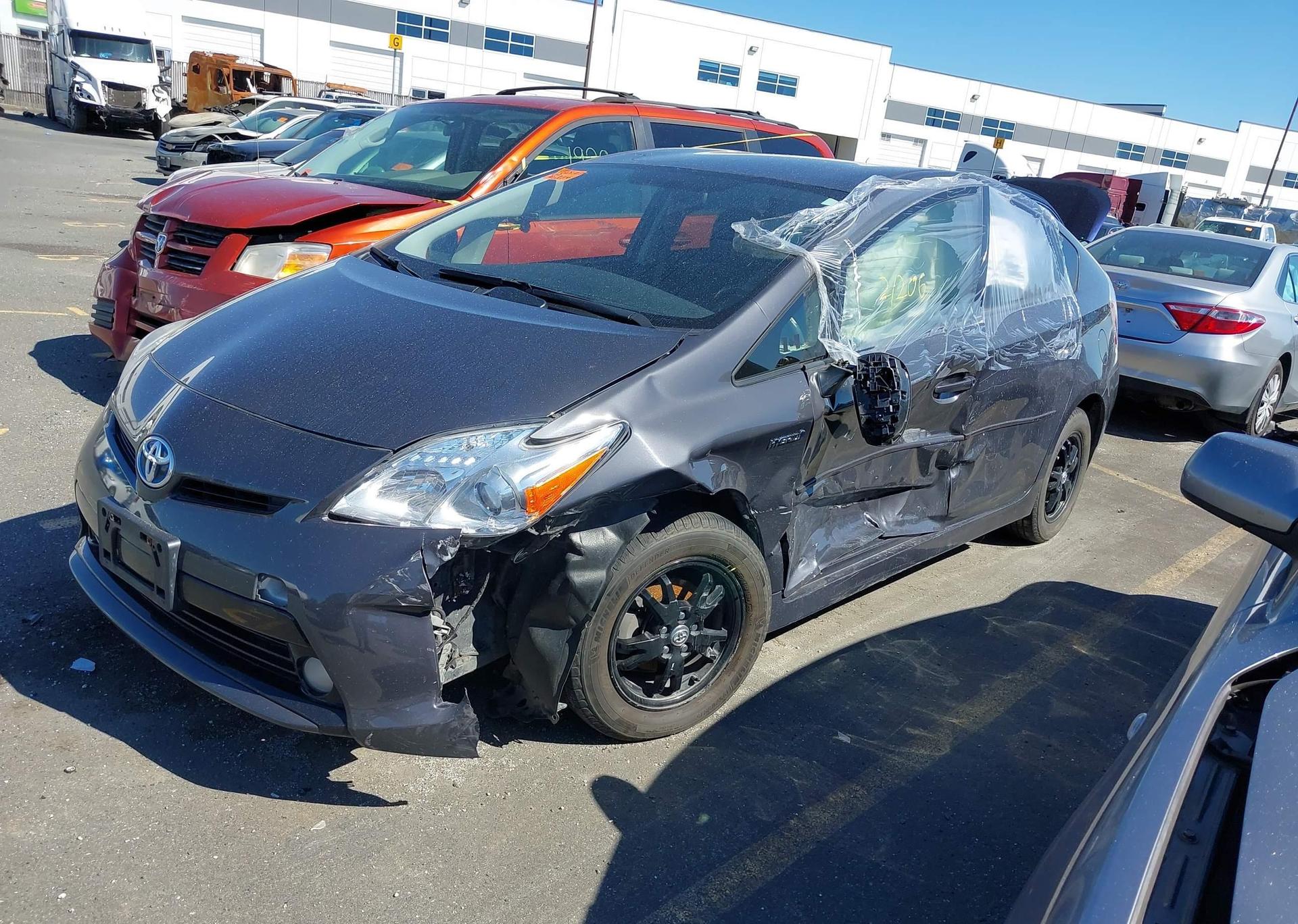 2013 TOYOTA PRIUS