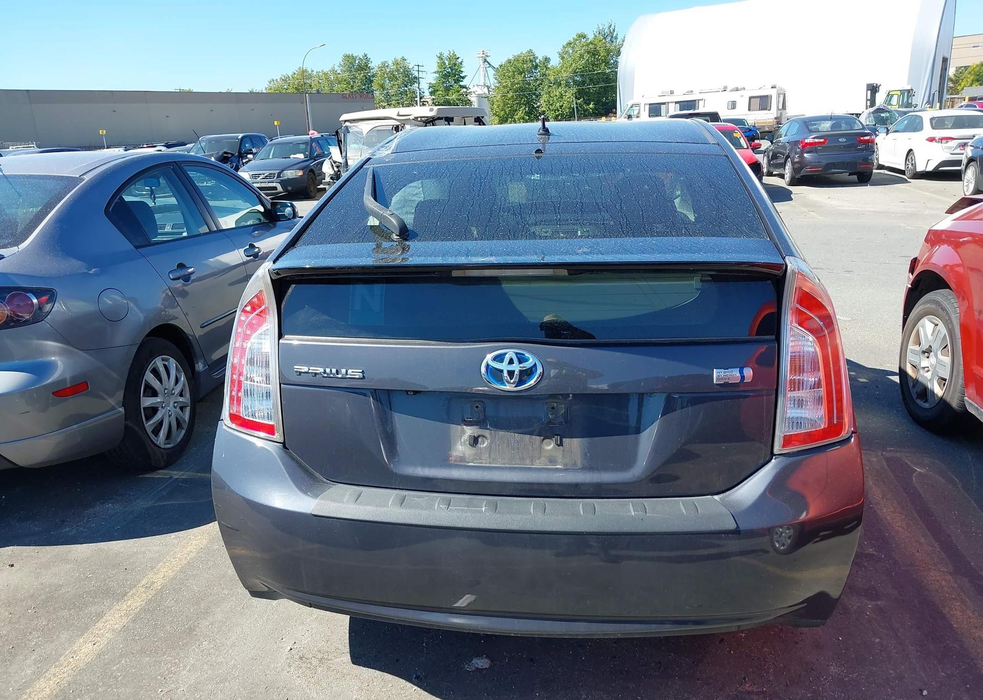2013 TOYOTA PRIUS