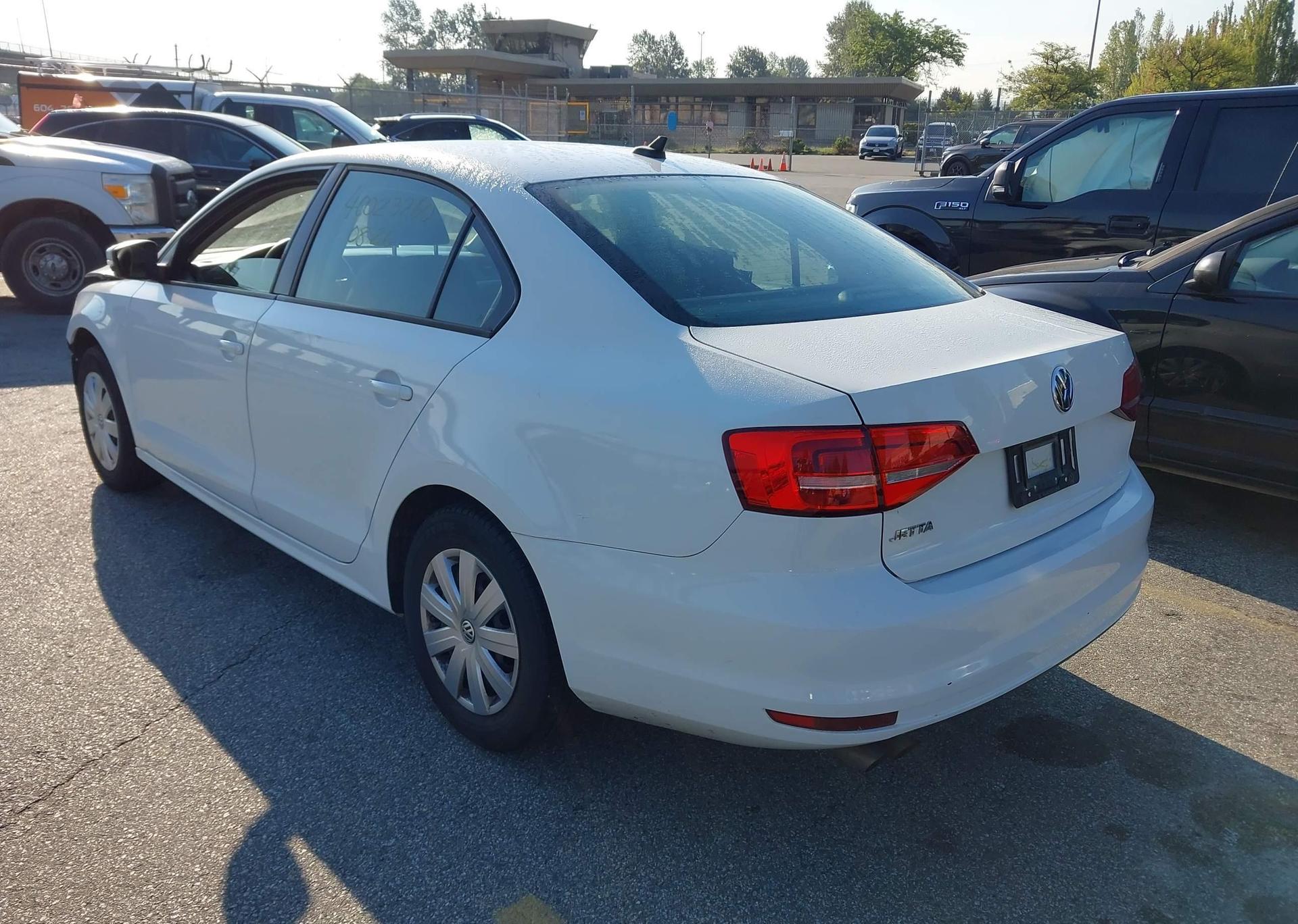 2015 VOLKSWAGEN JETTA