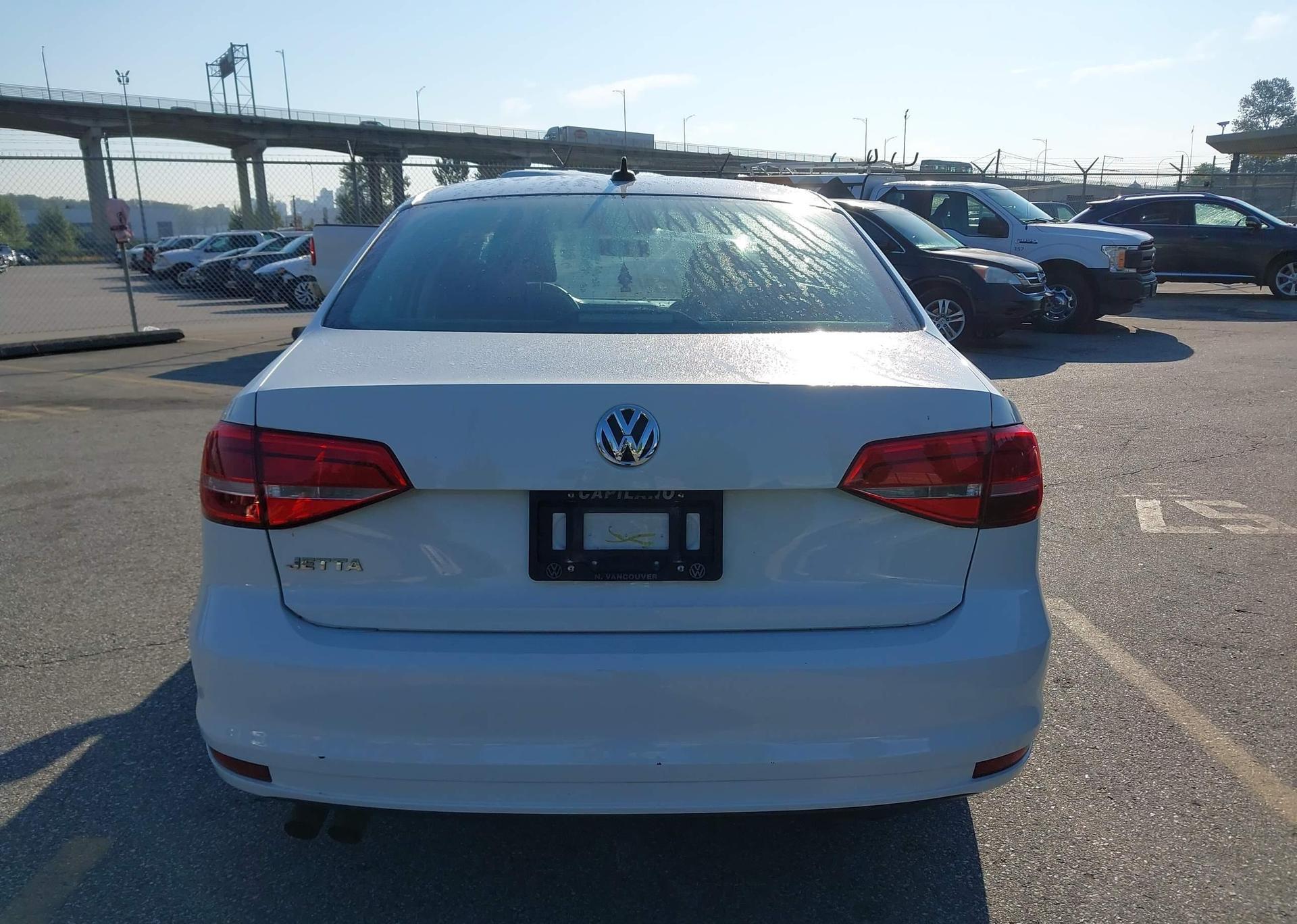 2015 VOLKSWAGEN JETTA